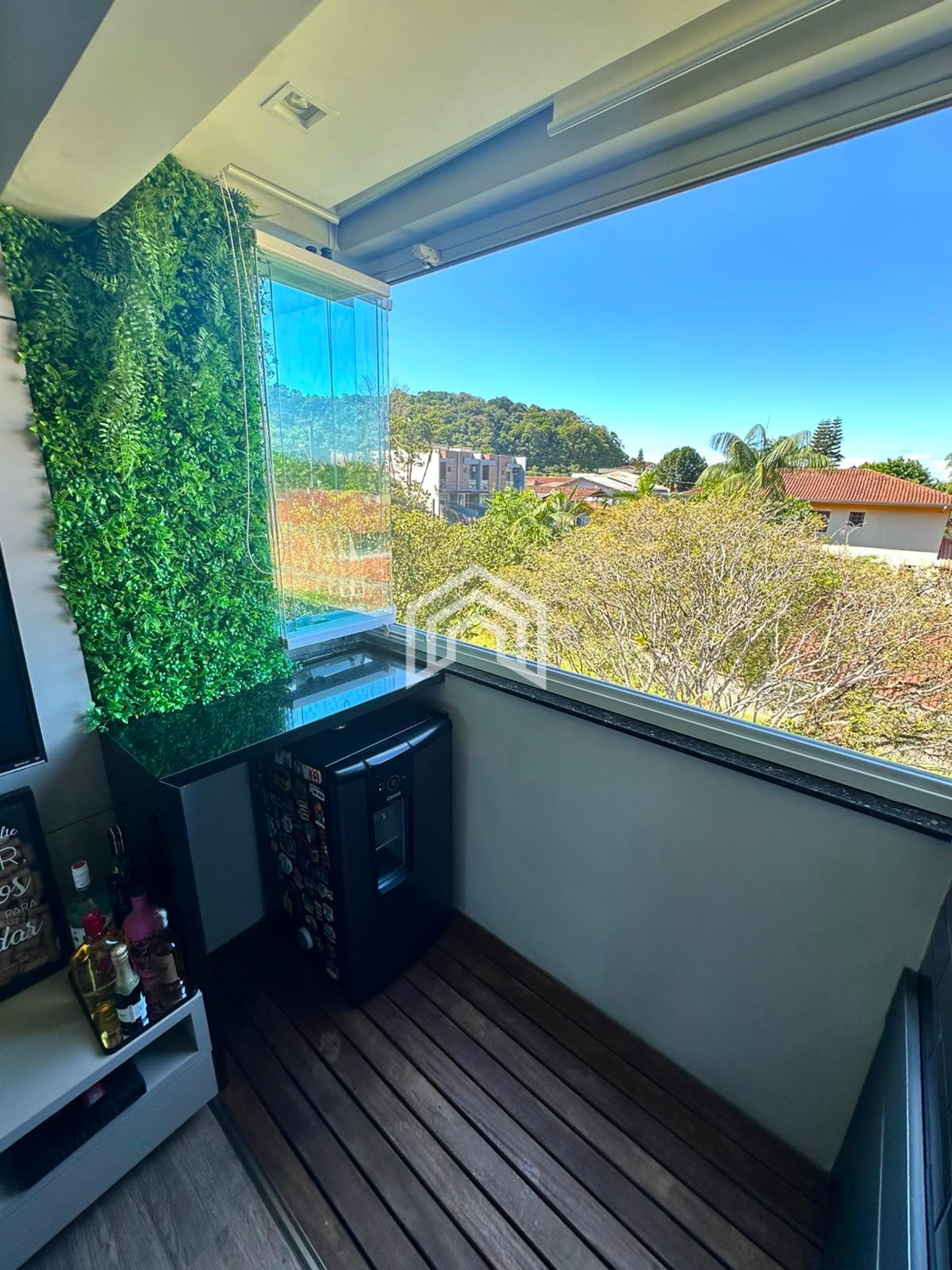 Apartamento À Venda no Iririú — foto 4