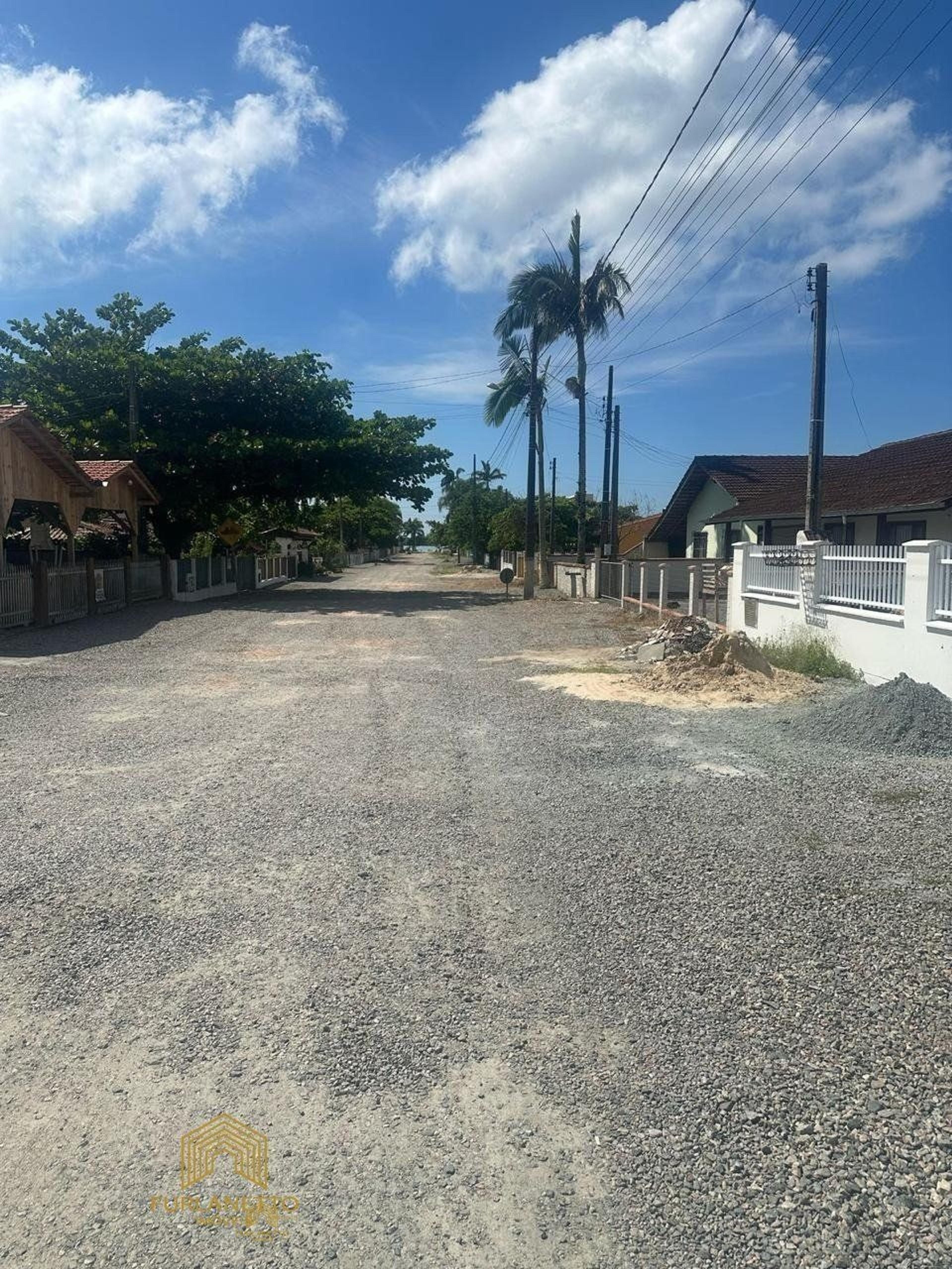 Linda casa na praia de Balneário Barra do Sul — foto 32