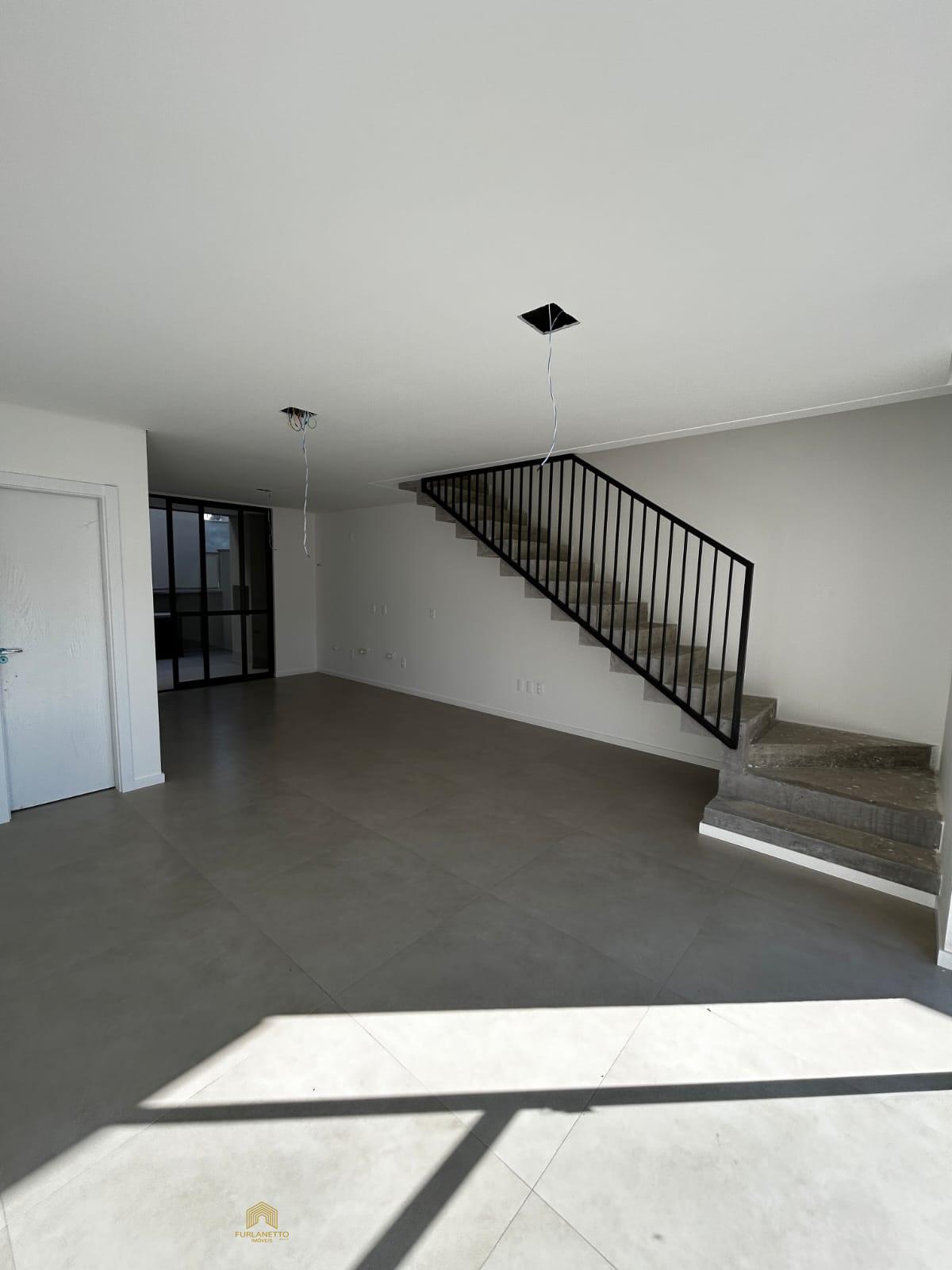 Casa em Iririú, Joinville — foto 2