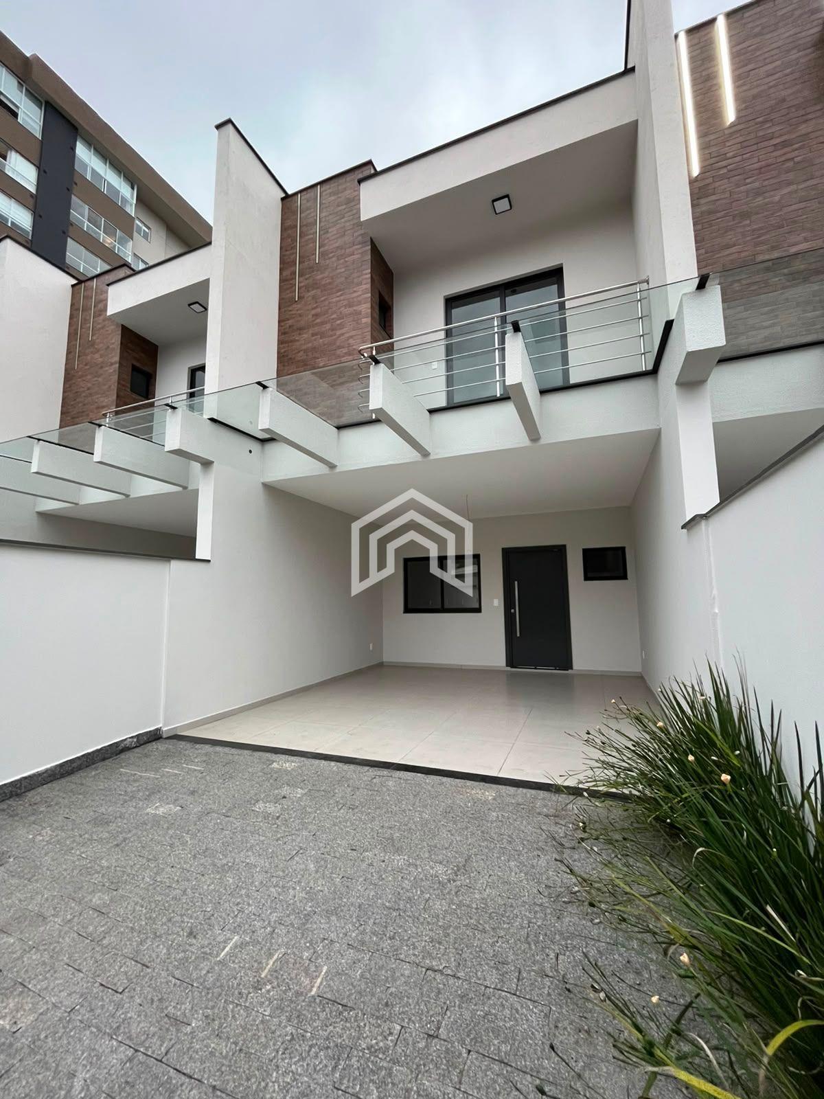 Casa geminado a venda no Costa e Silva com 3 quartos sendo 1 suite