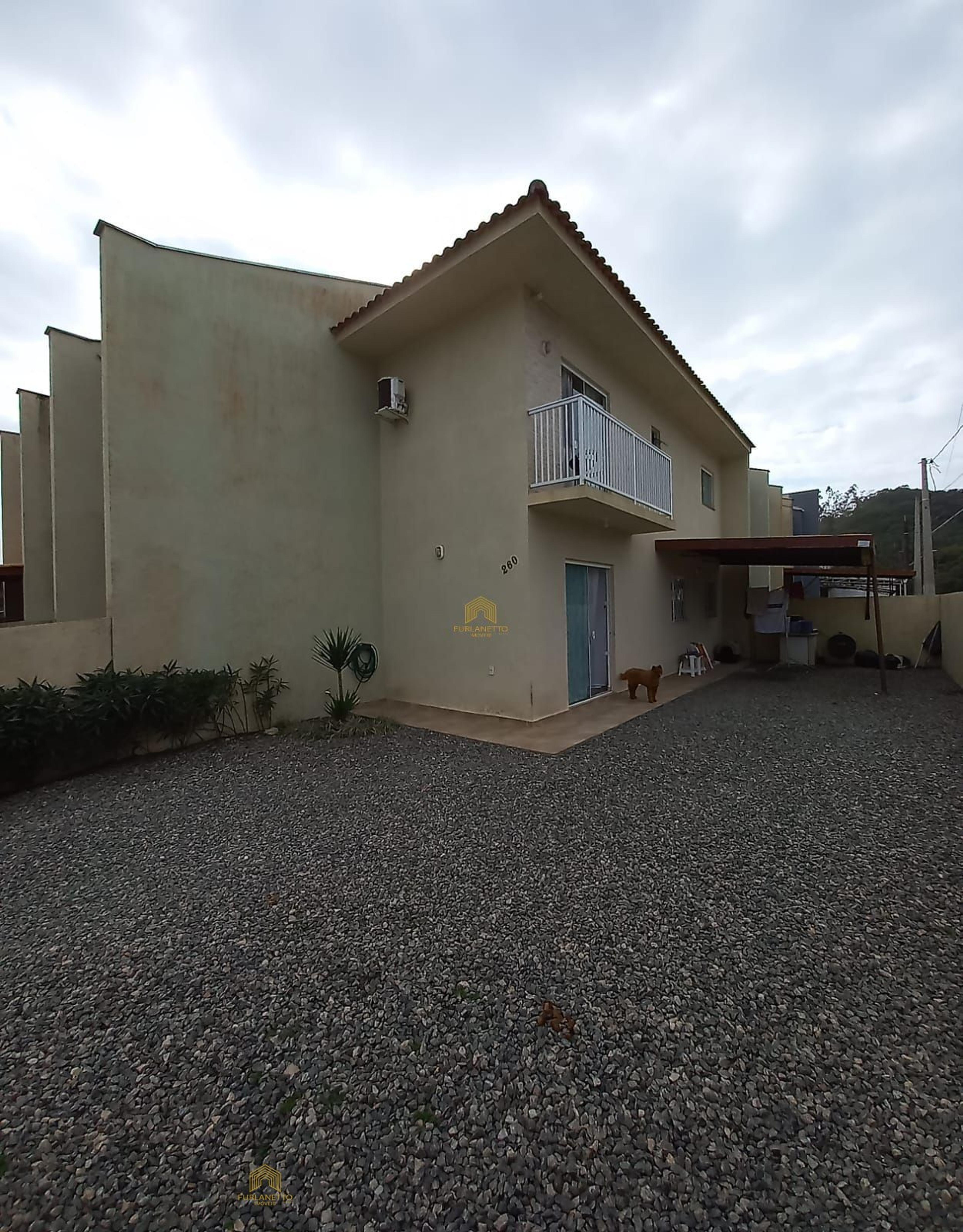 Casa em Parque Guarani, Joinville — foto 2