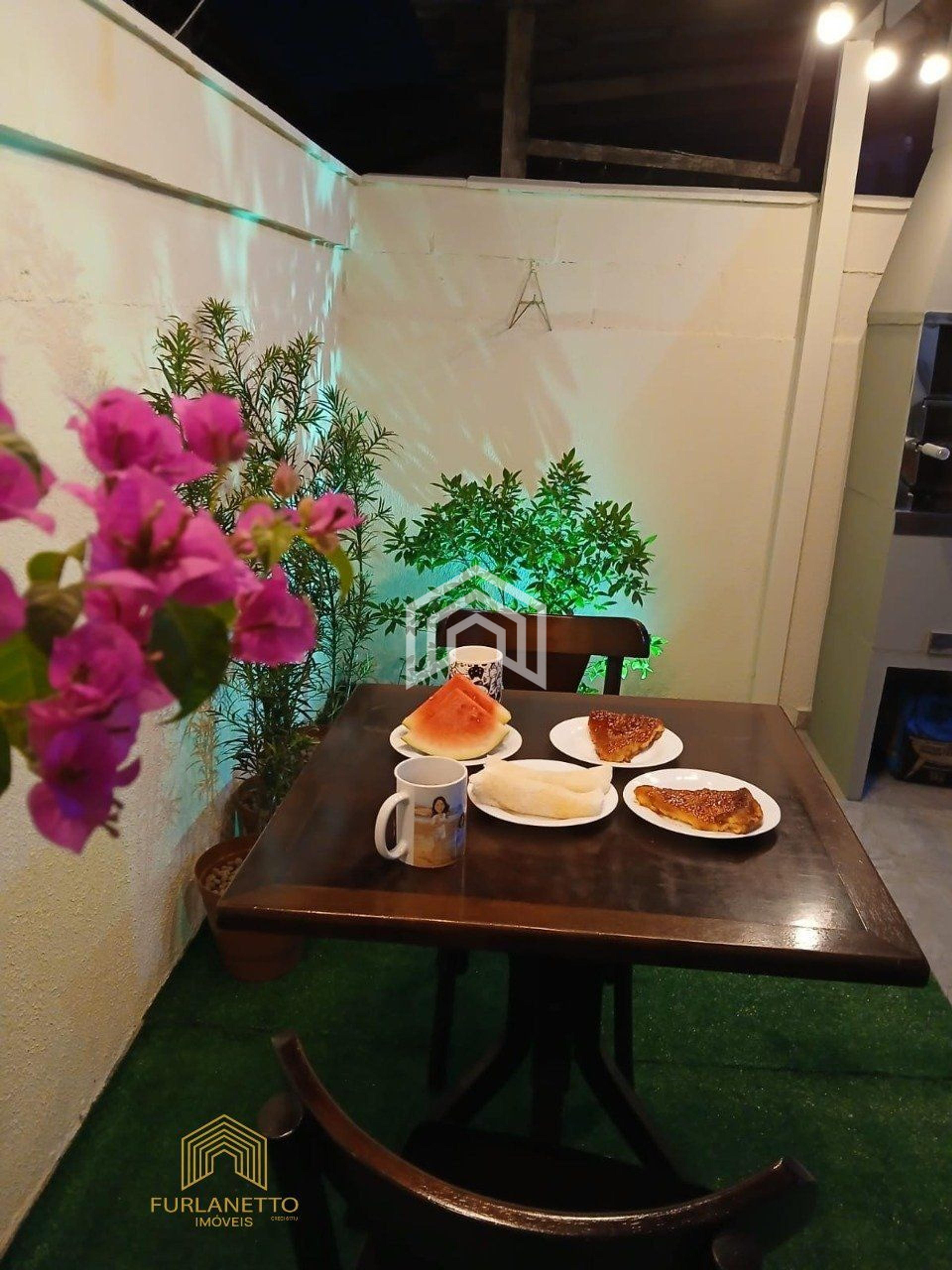 Ótimo geminado de 2 quartos no bairro Vila Nova — foto 9