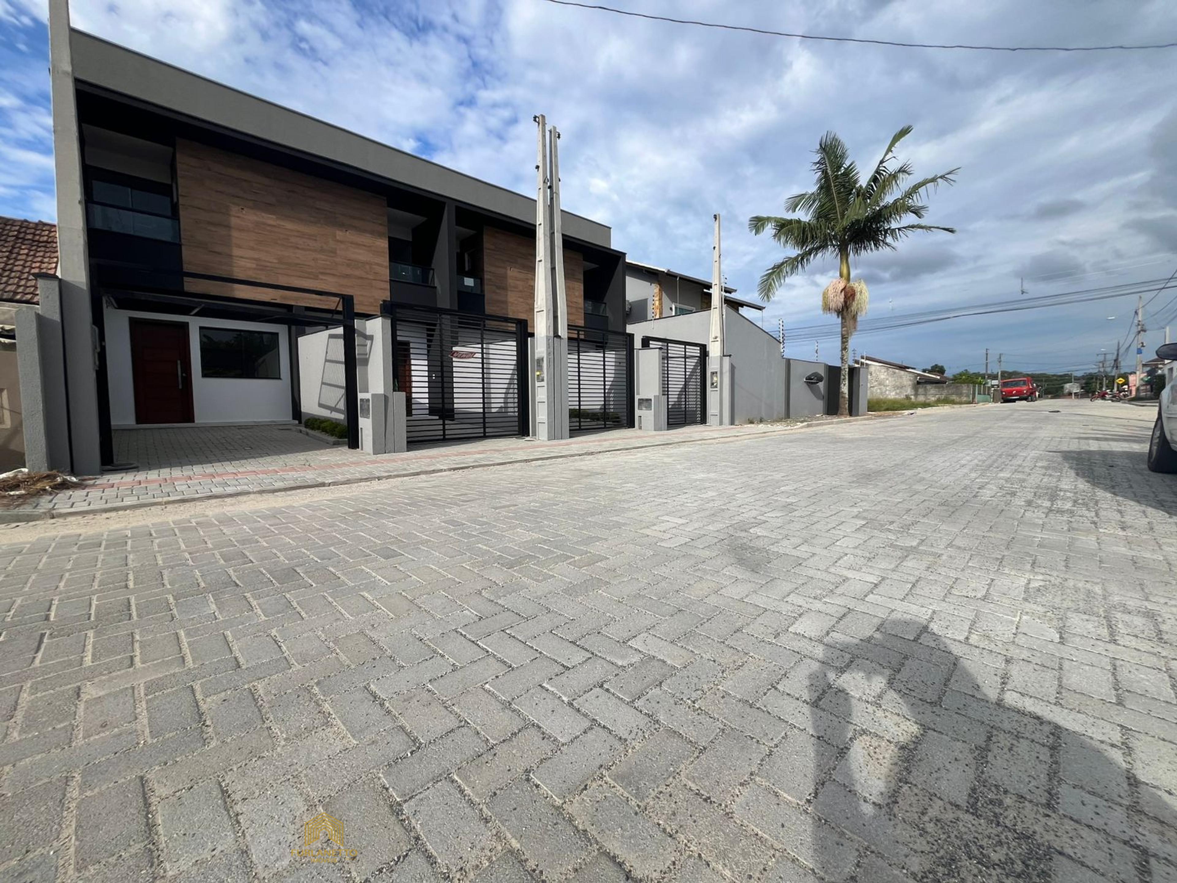Casa em Ulysses Guimarães, Joinville — foto 2