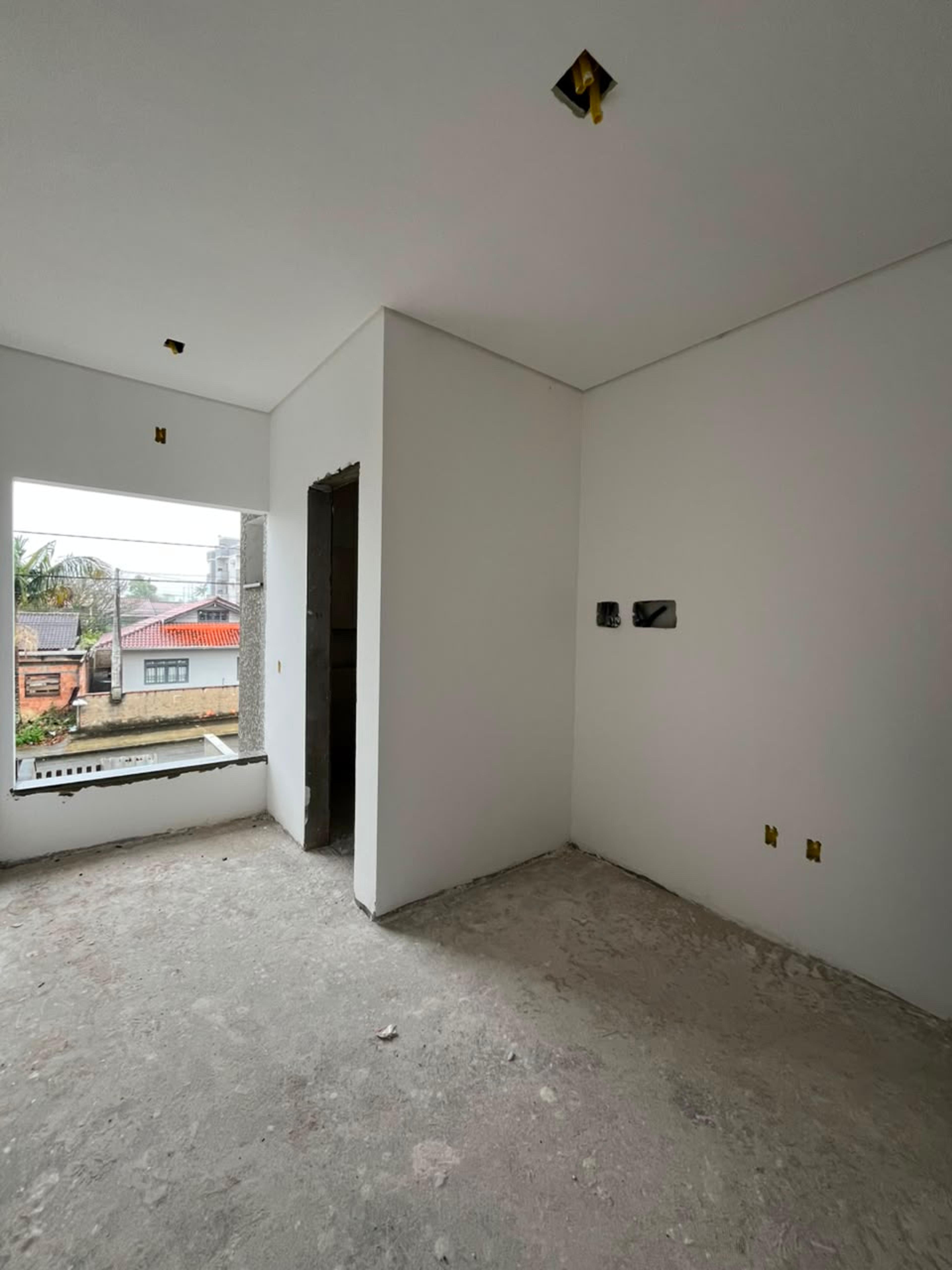 Casa Sobrado Geminado à venda no bairro Jardim Iririú — foto 8