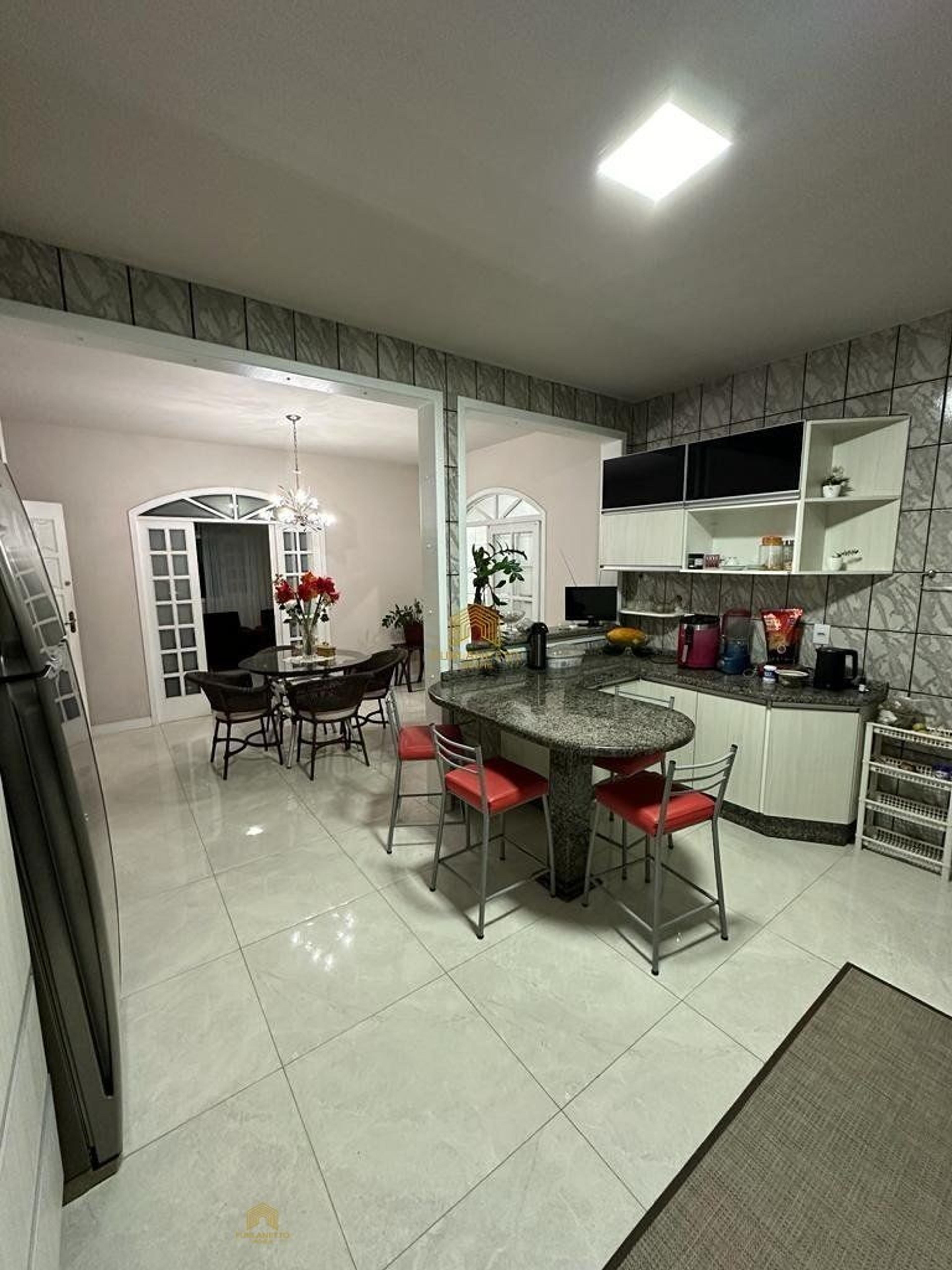 Linda residência de alto padrão no bairro Fátima — foto 8