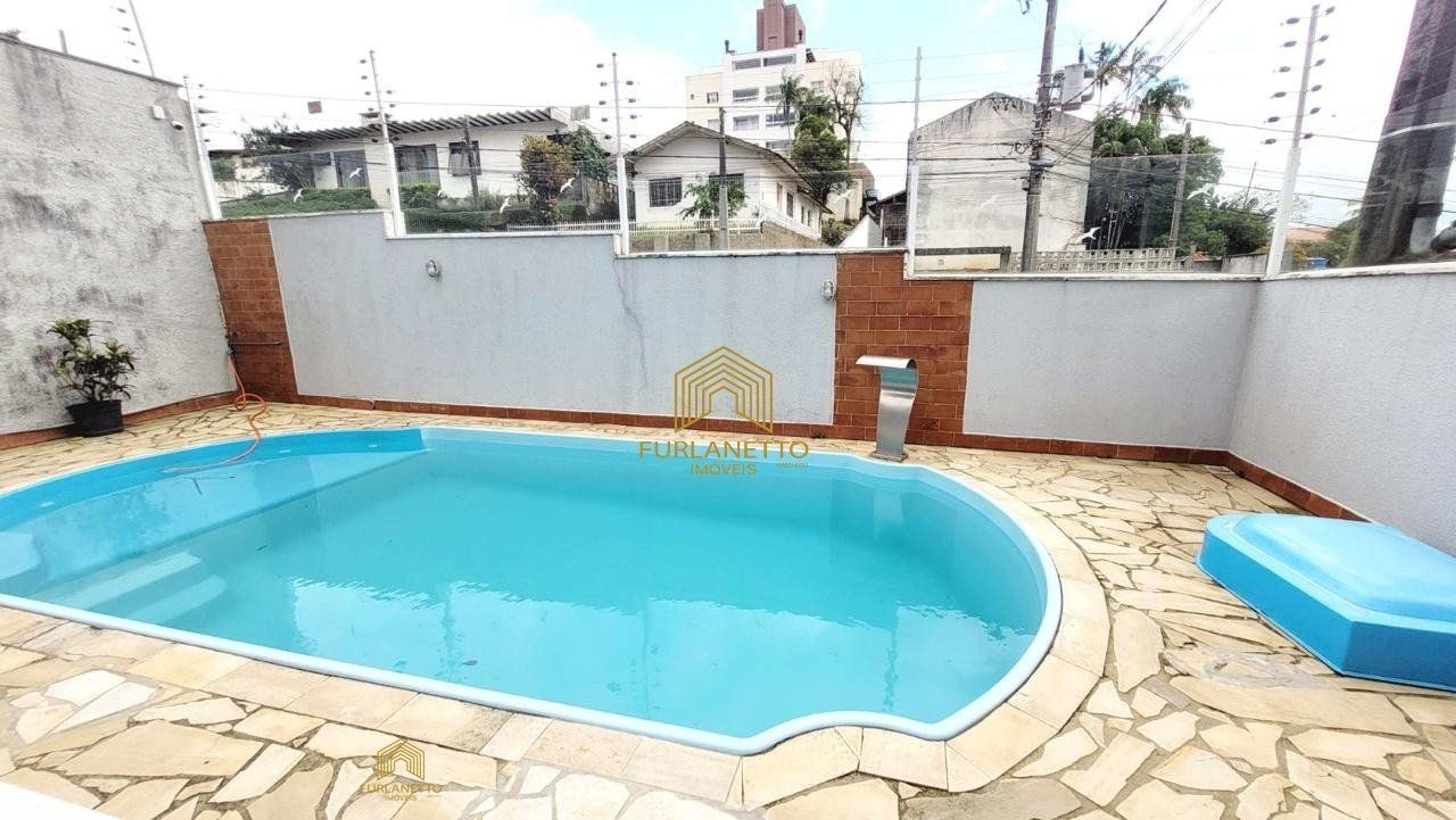Ampla cobertura no bairro Floresta — foto 27