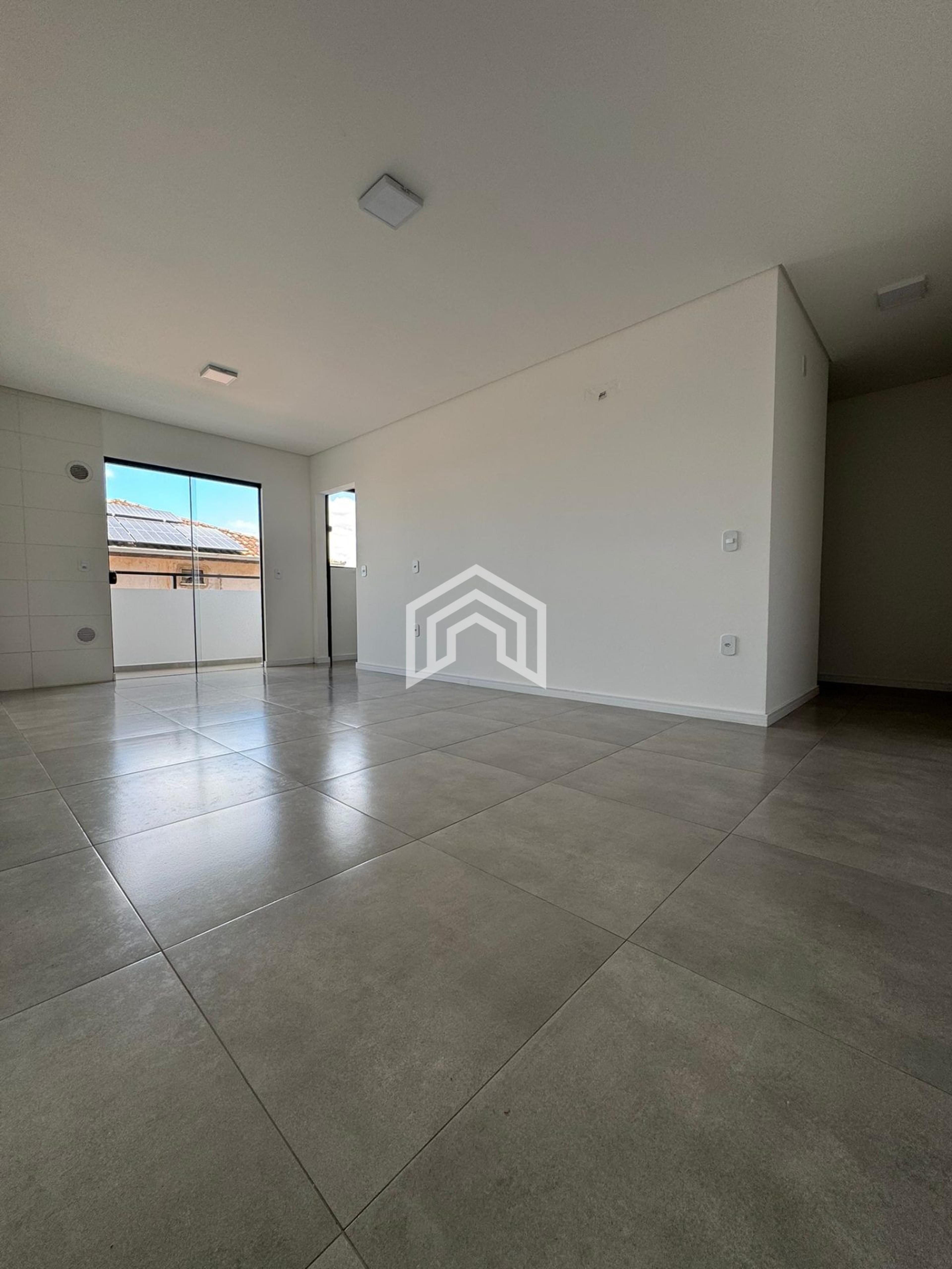 Apartamento À Venda no Aventureiro