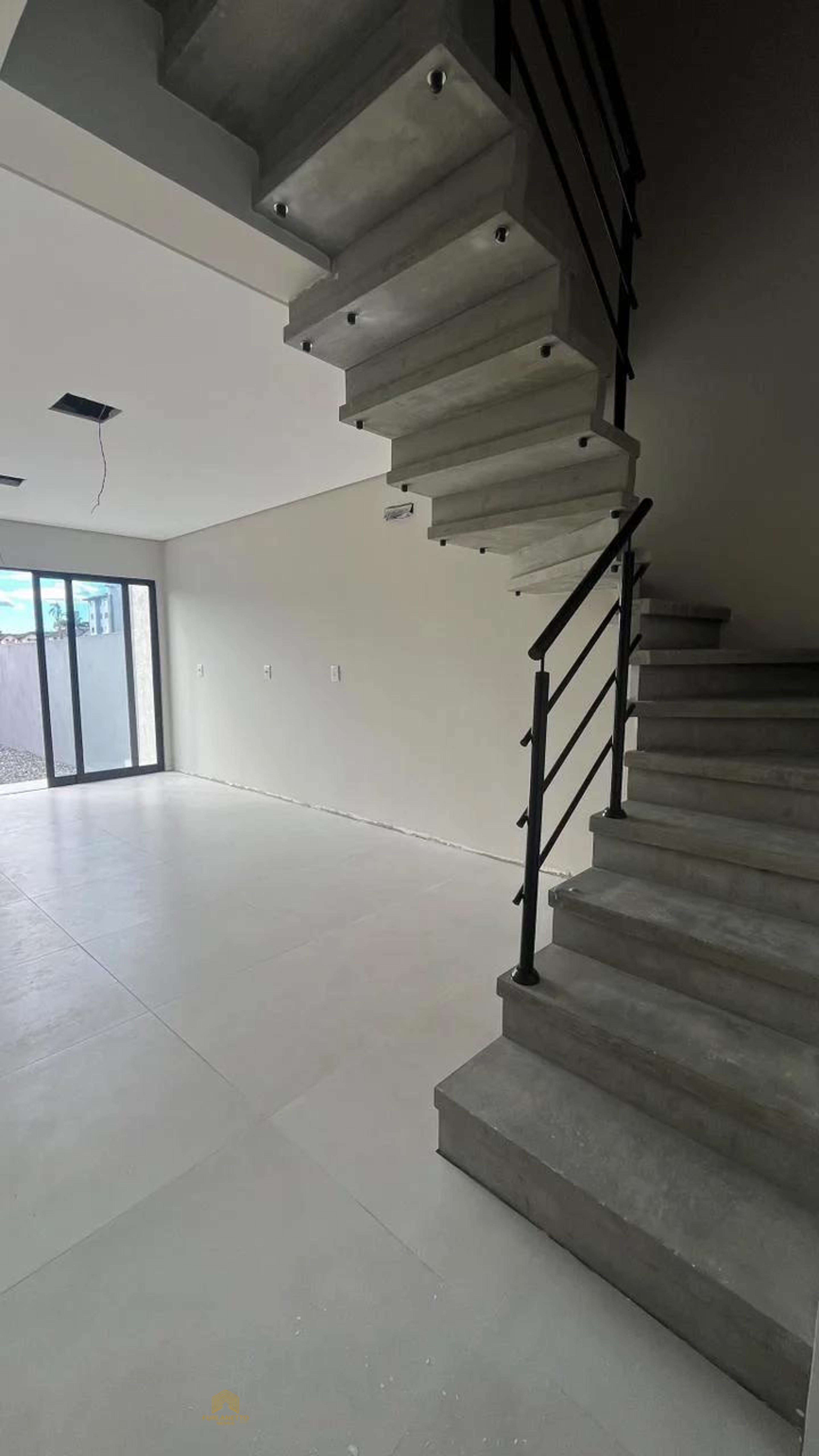 Casa em Costa e Silva, Joinville — foto 3