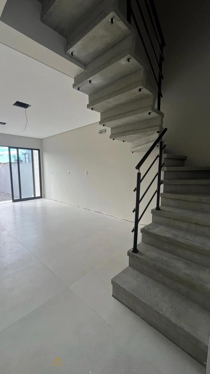 Casa em Costa e Silva, Joinville — foto 3