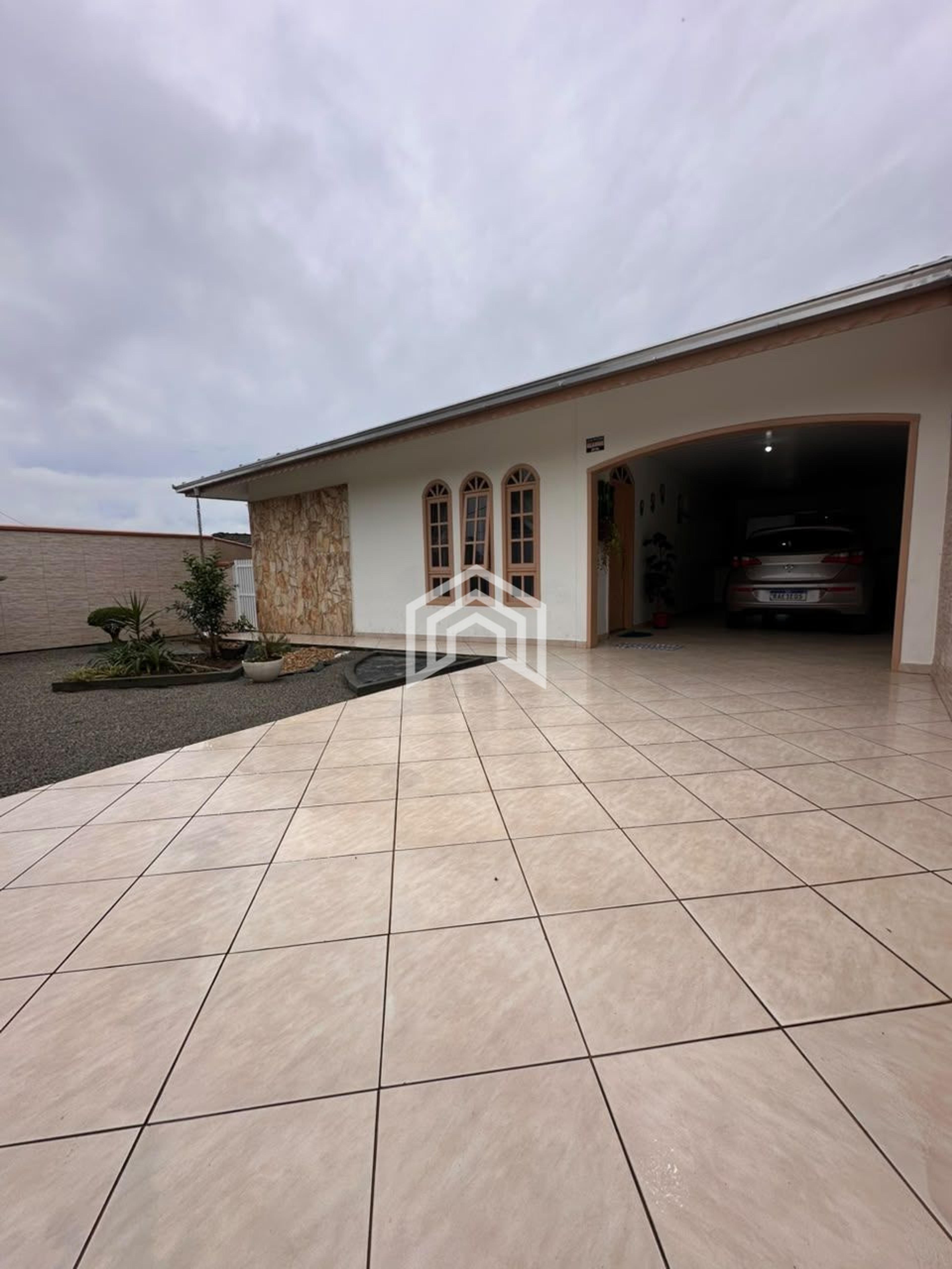 Linda Casa À Venda no Paranaguamirim!!! — foto 3
