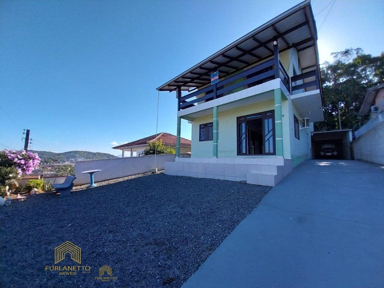 Casa em Paranaguamirim, Joinville — foto principal