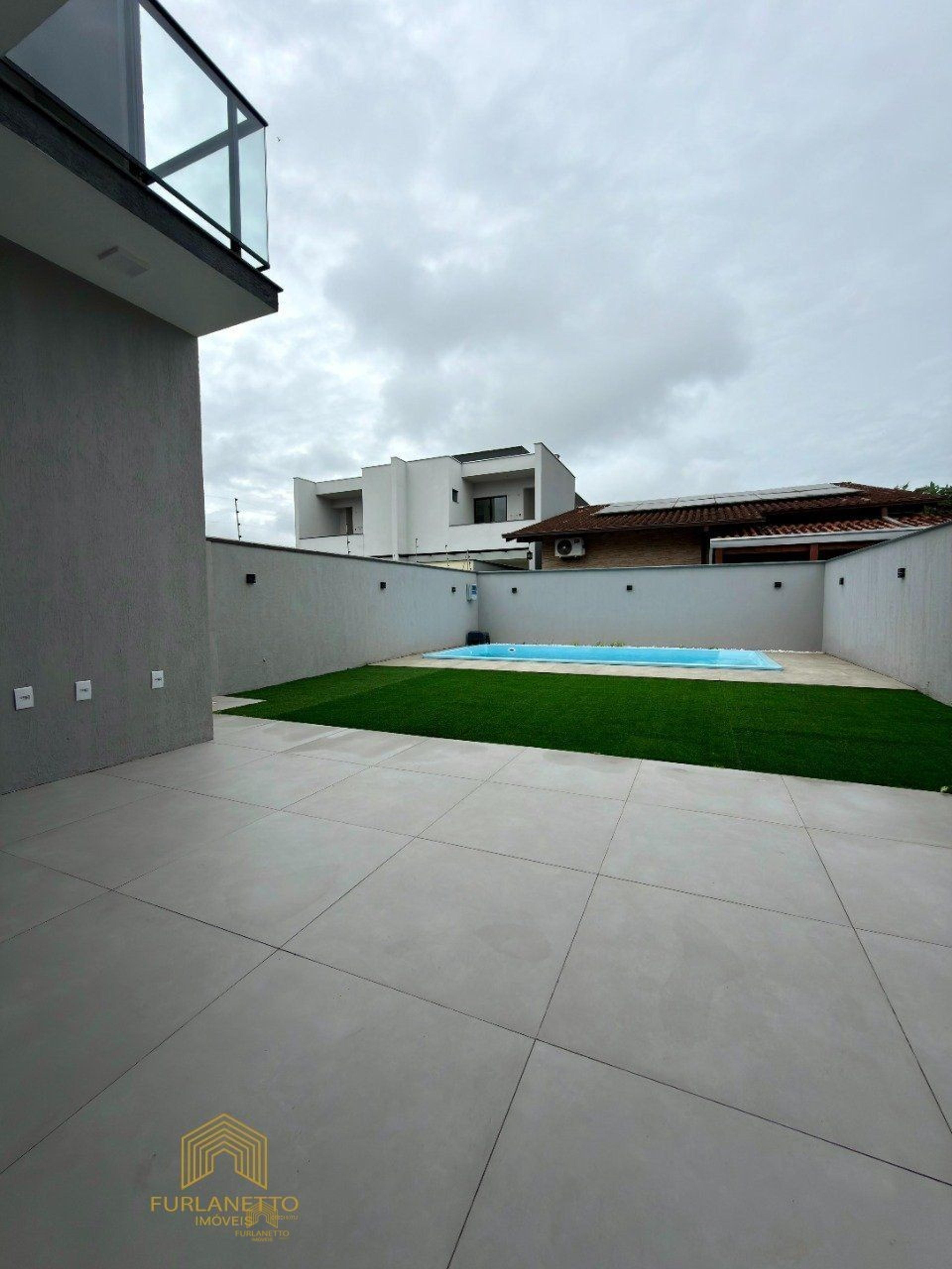 Casa Geminado de Alto Padrão no Glória — foto 8