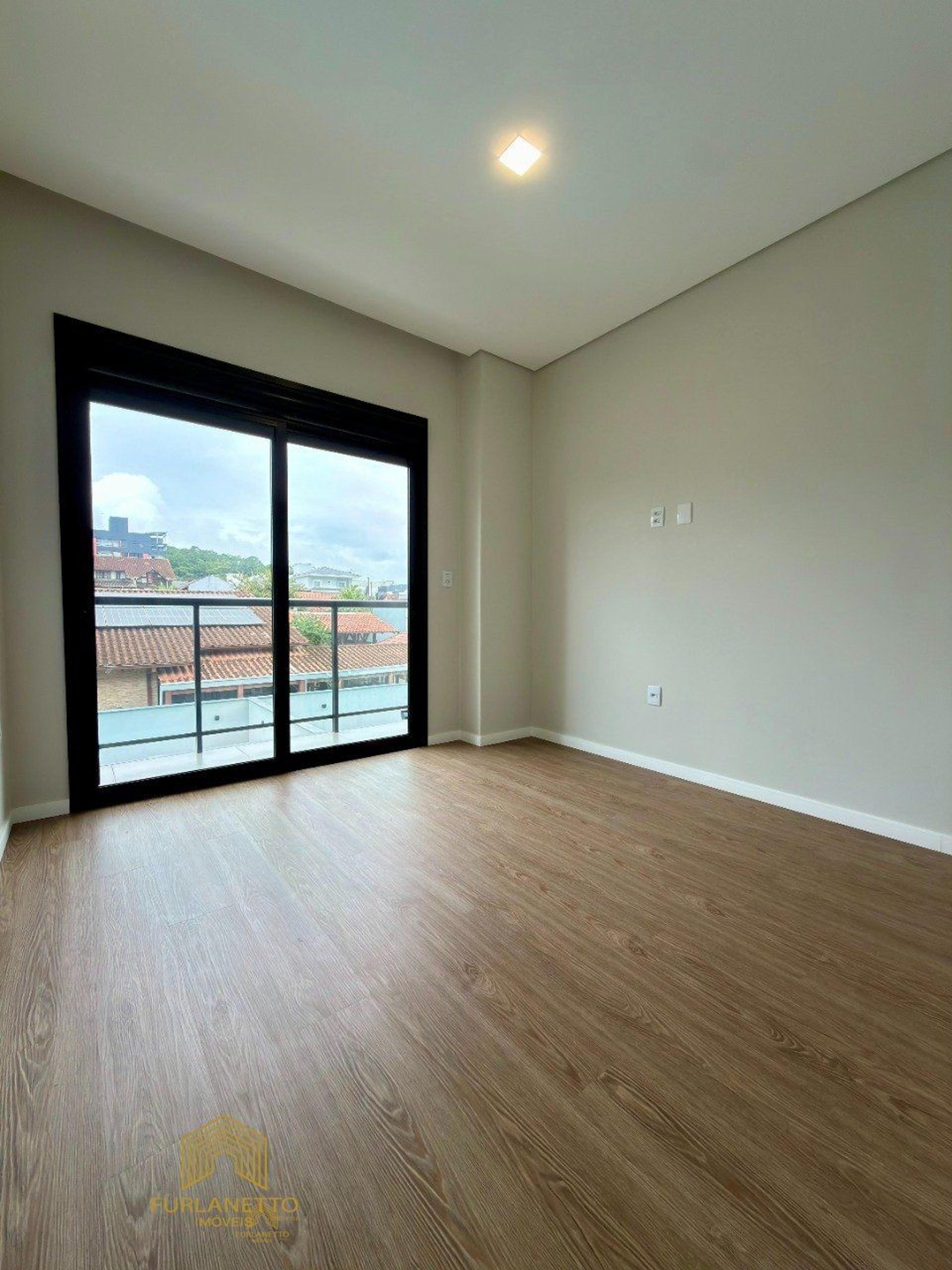 Casa Geminado de Alto Padrão no Glória — foto 27