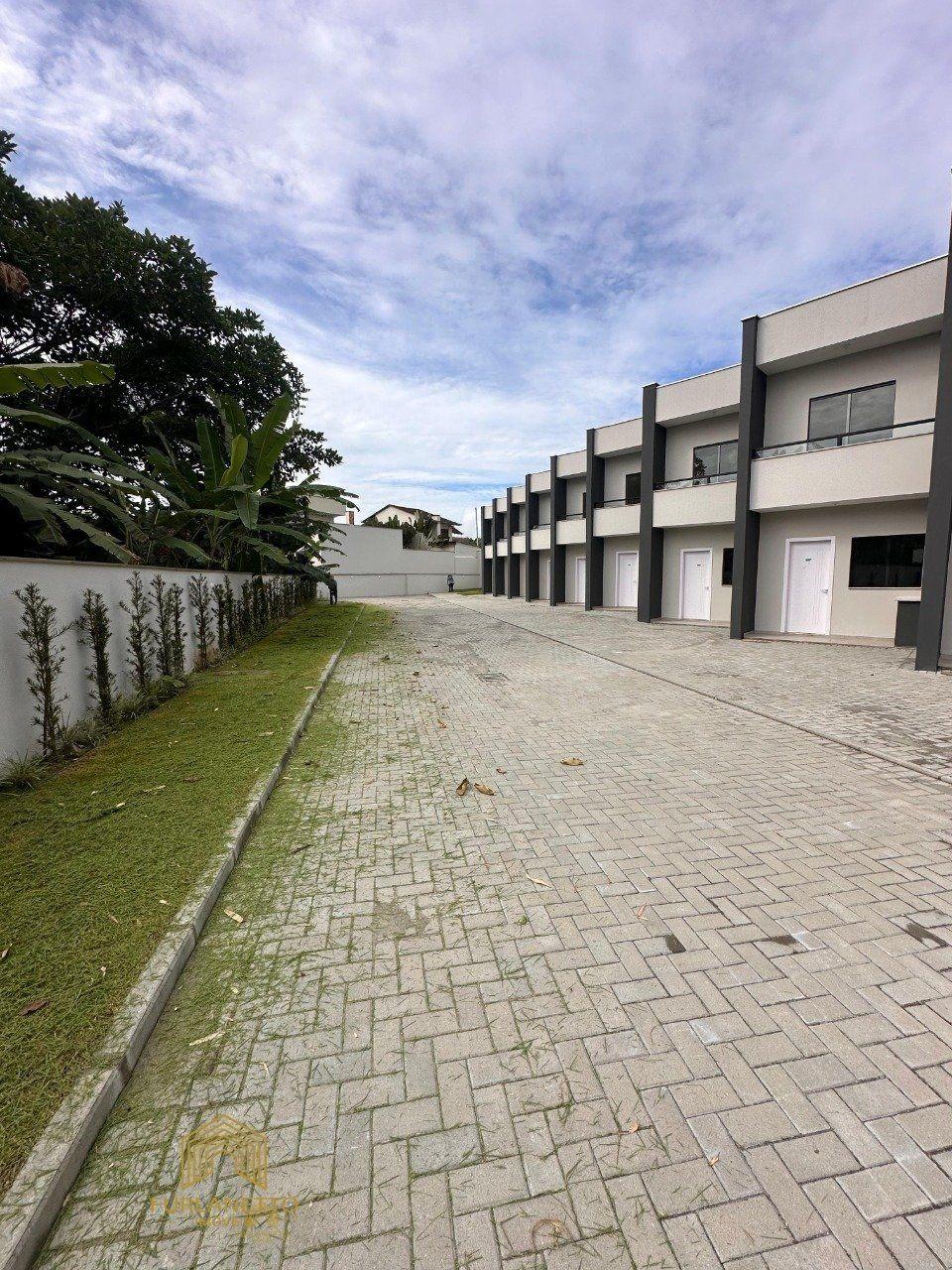 Casa em Aventureiro, Joinville — foto 3