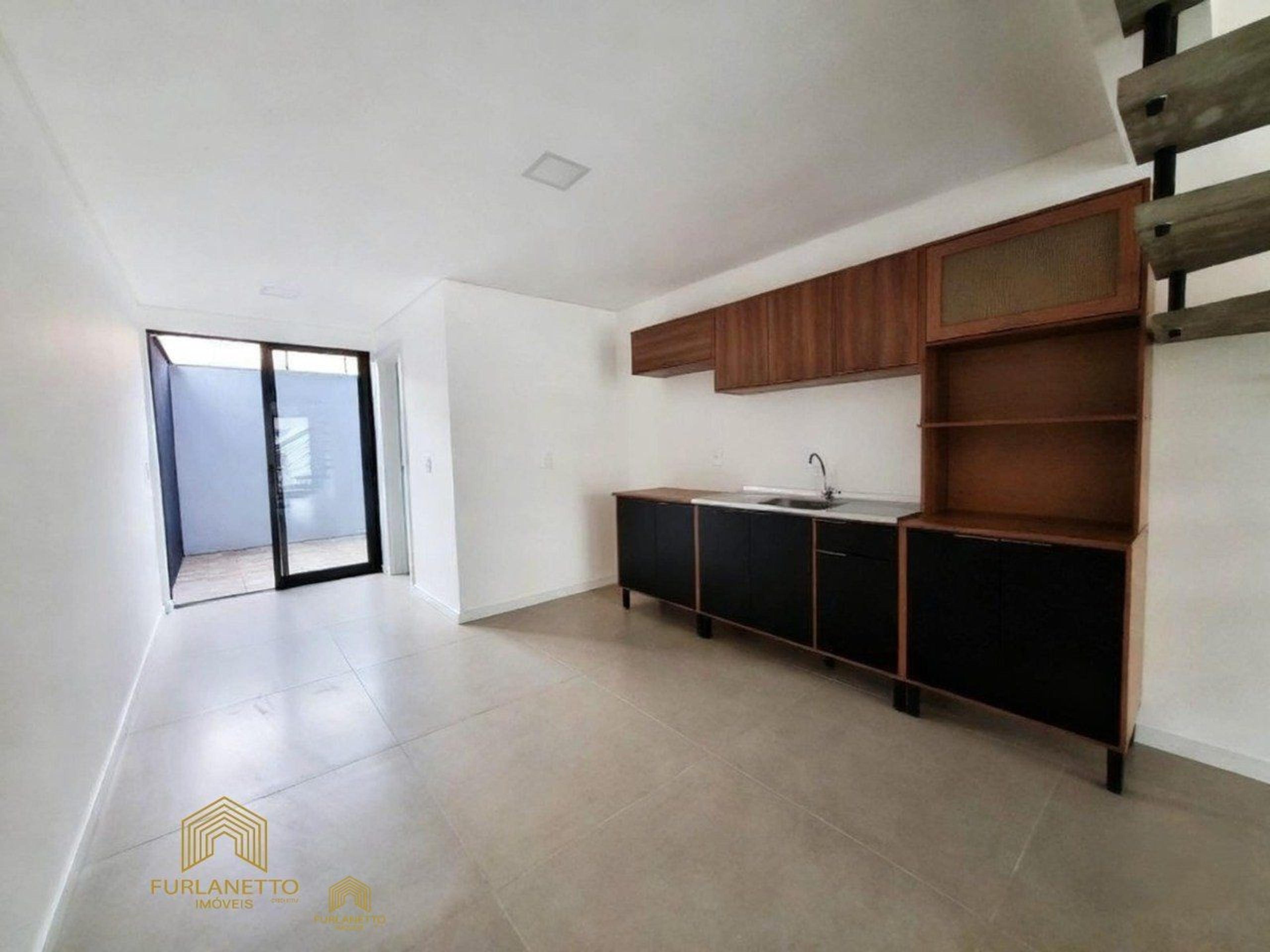 Casa em Costa e Silva, Joinville — foto 3