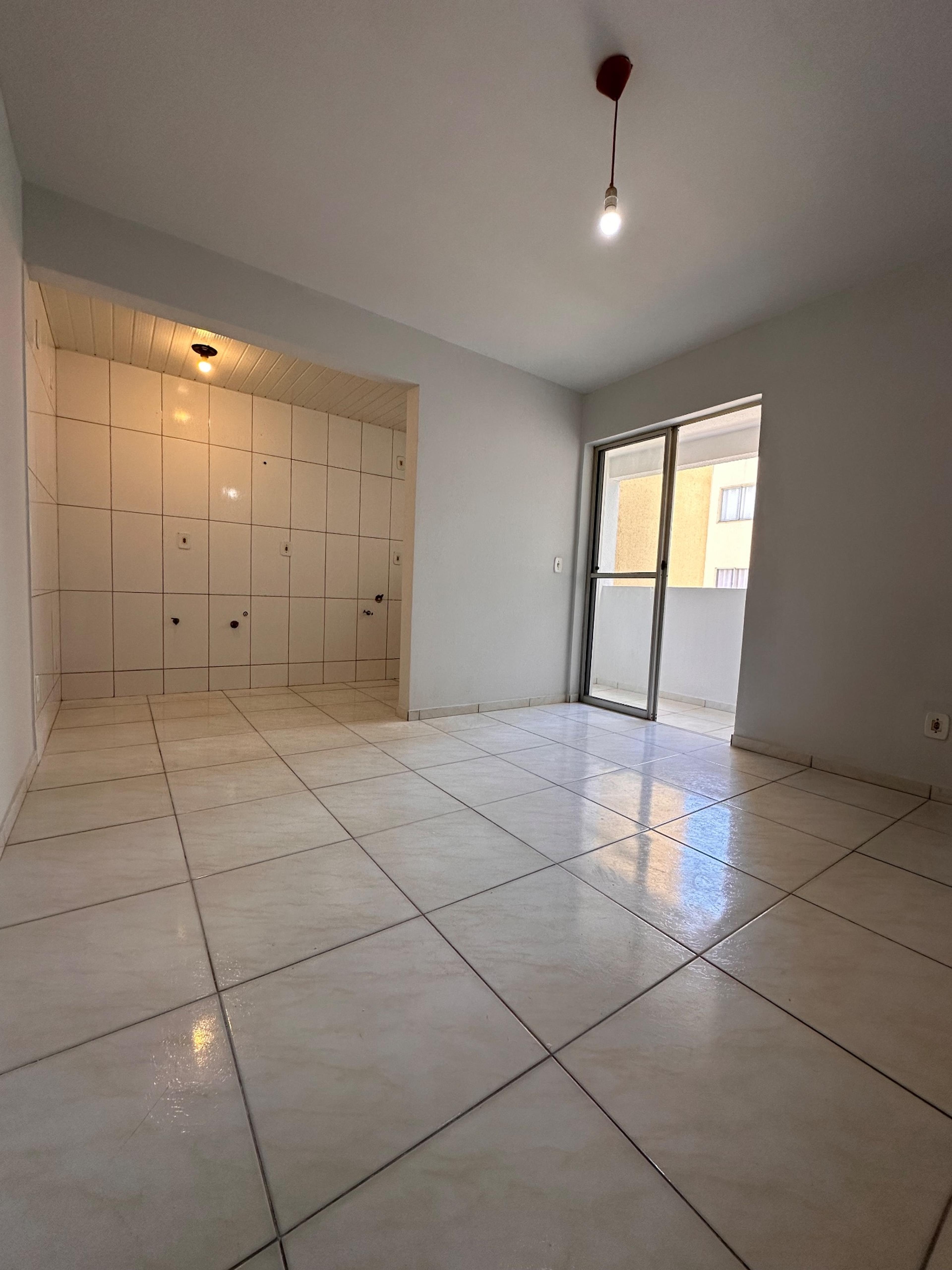 Apartamento em Vila Nova, Joinville — foto 2