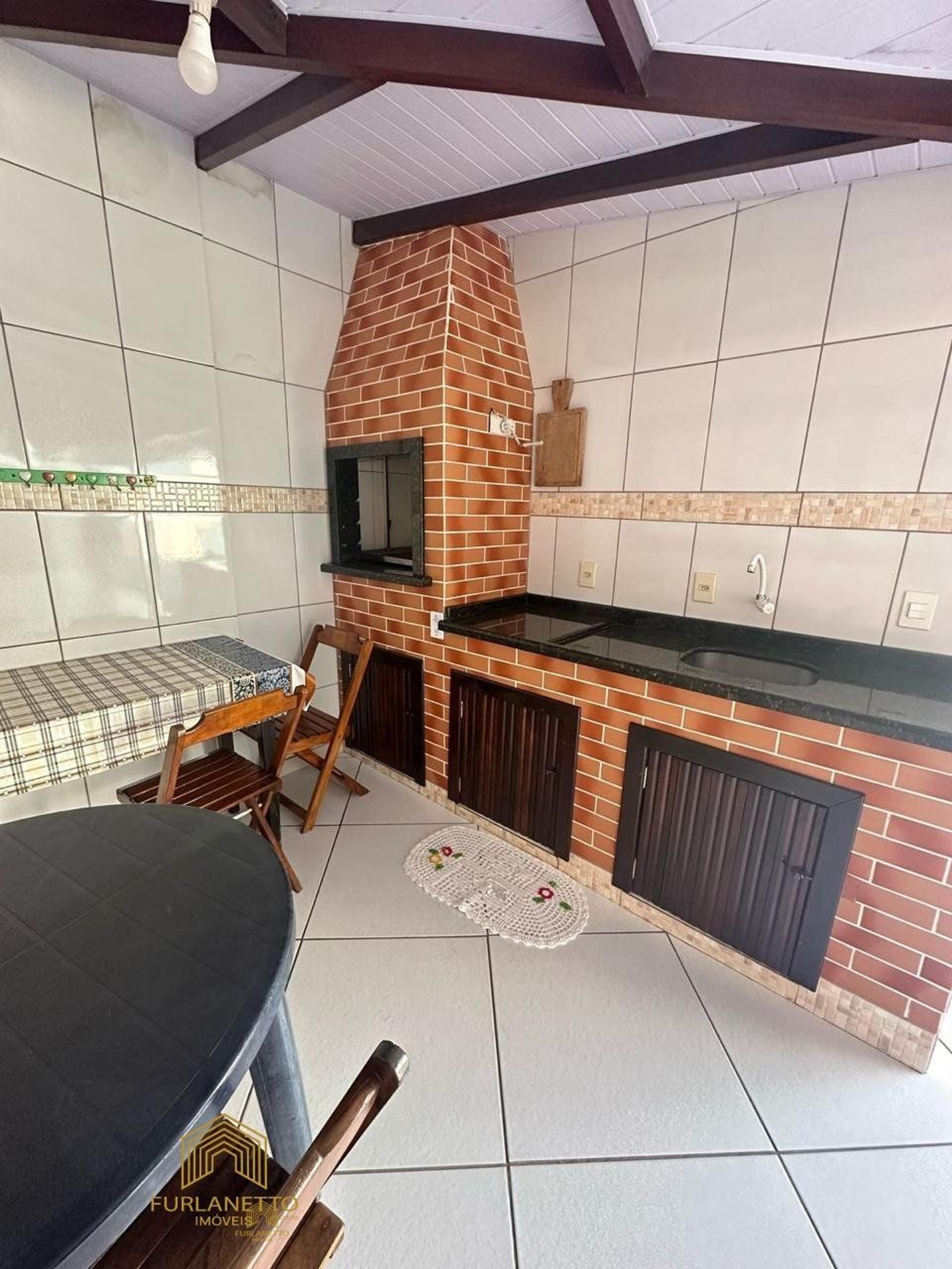 Linda casa na praia de Balneário Barra do Sul — foto 12