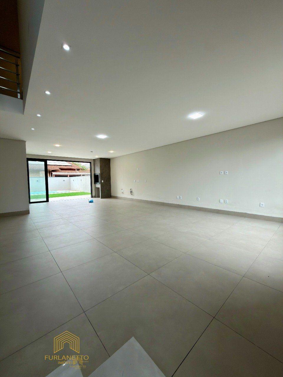 Casa em Glória, Joinville — foto 3