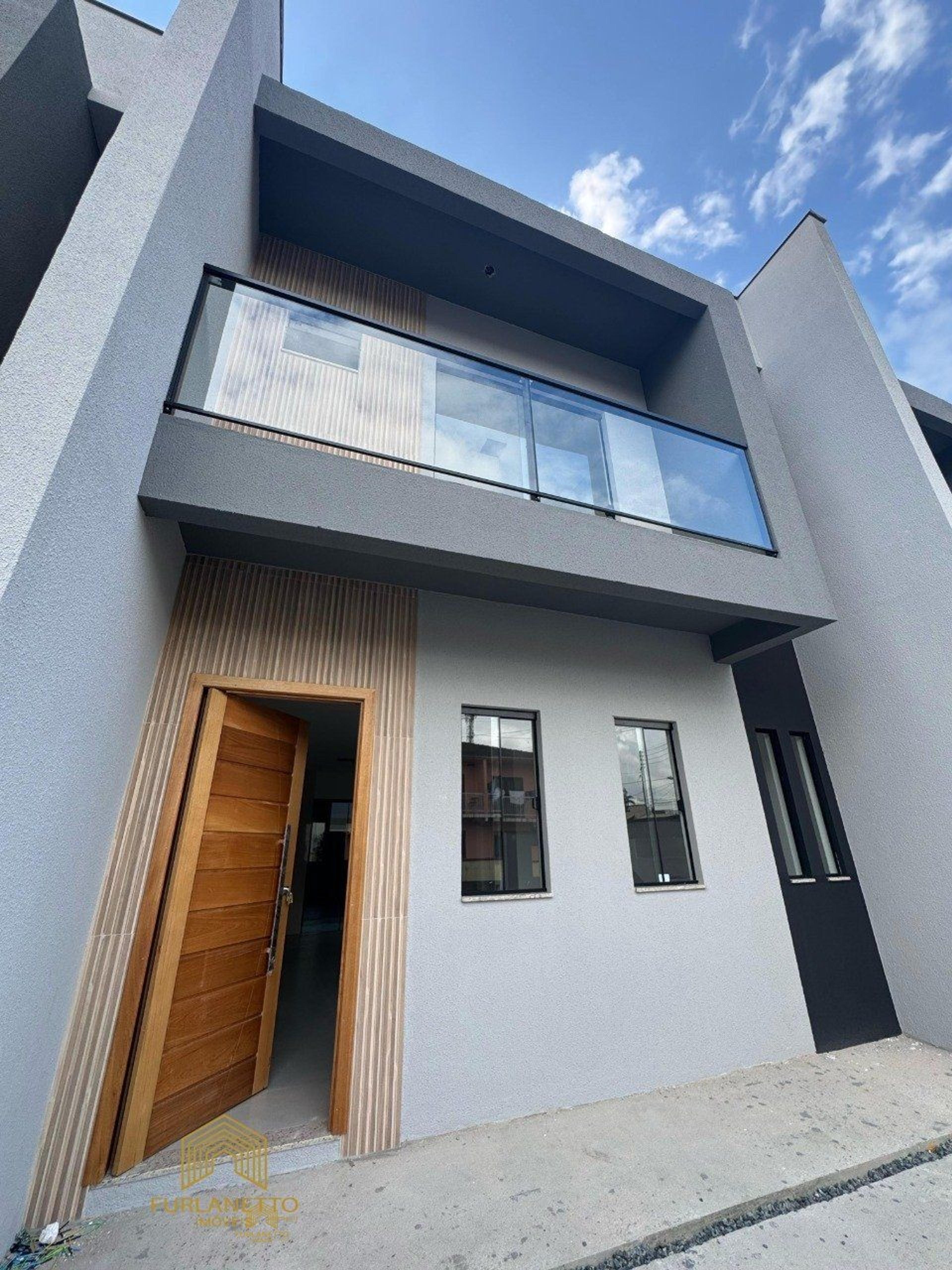 Casa em Costa e Silva, Joinville — foto 2