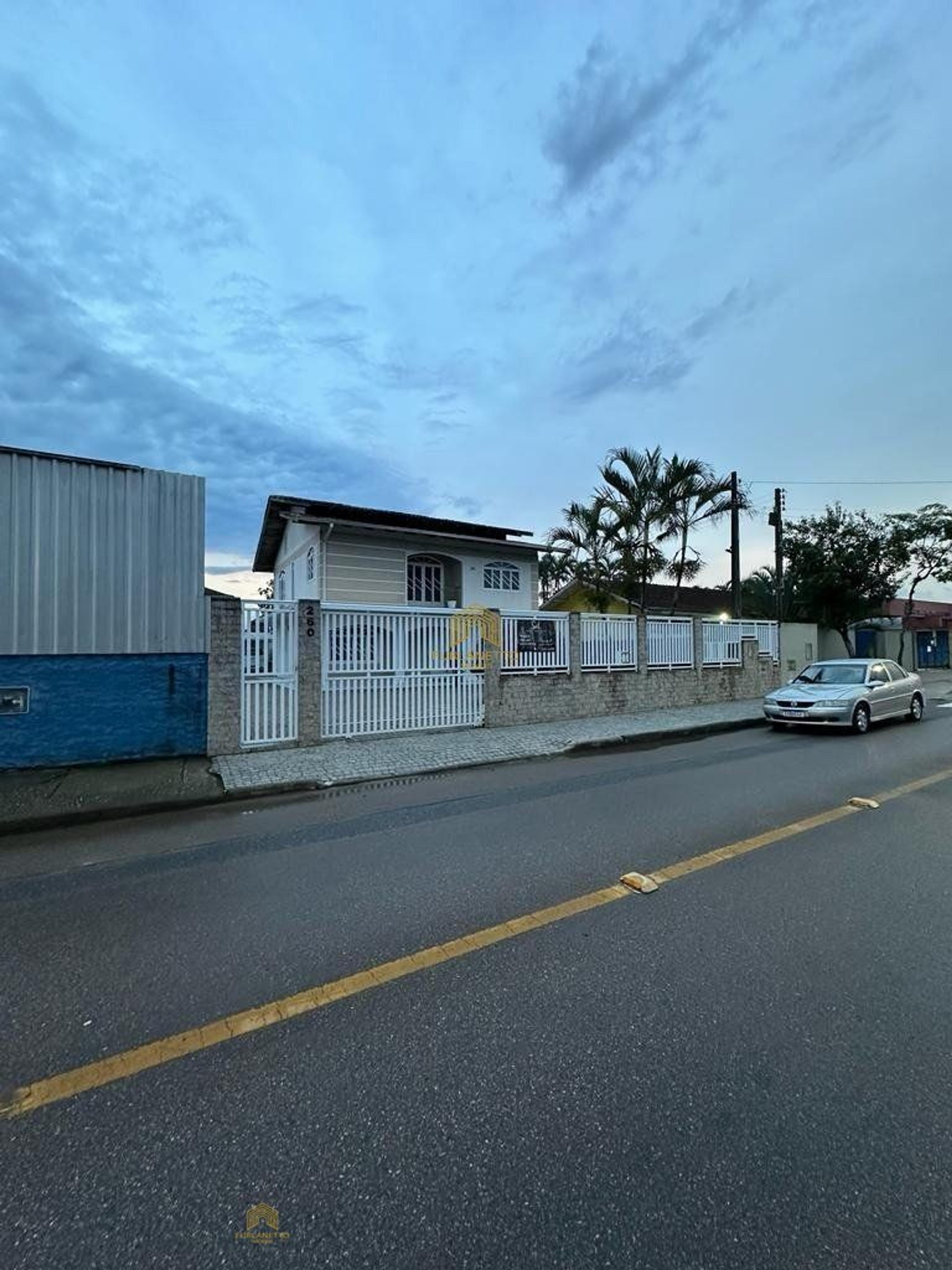 Linda residência de alto padrão no bairro Fátima — foto 39