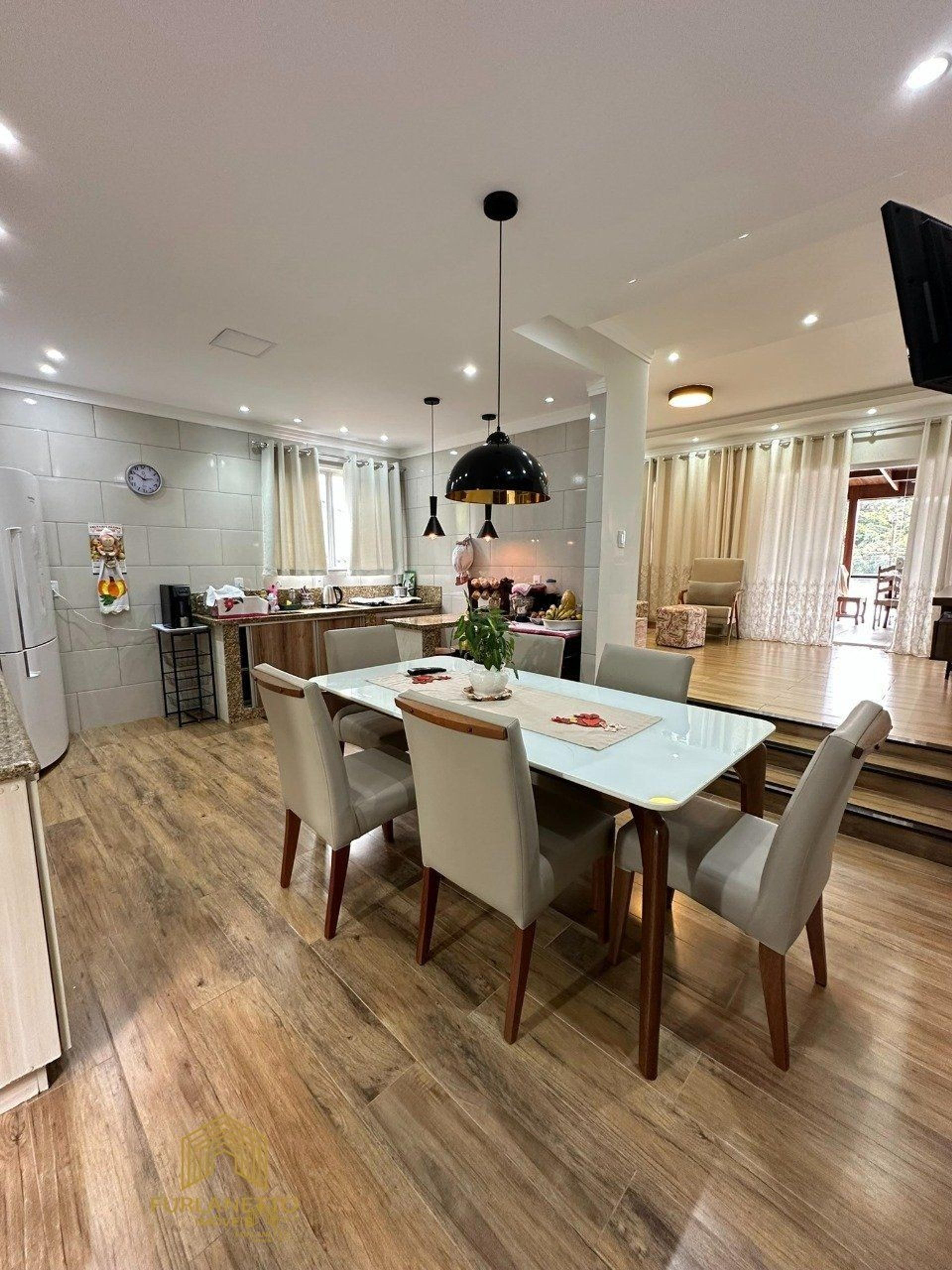 Residência Duplex de alto padrão no bairro Santa Catarina - conforto, estilo e espaço em dobro — foto 13