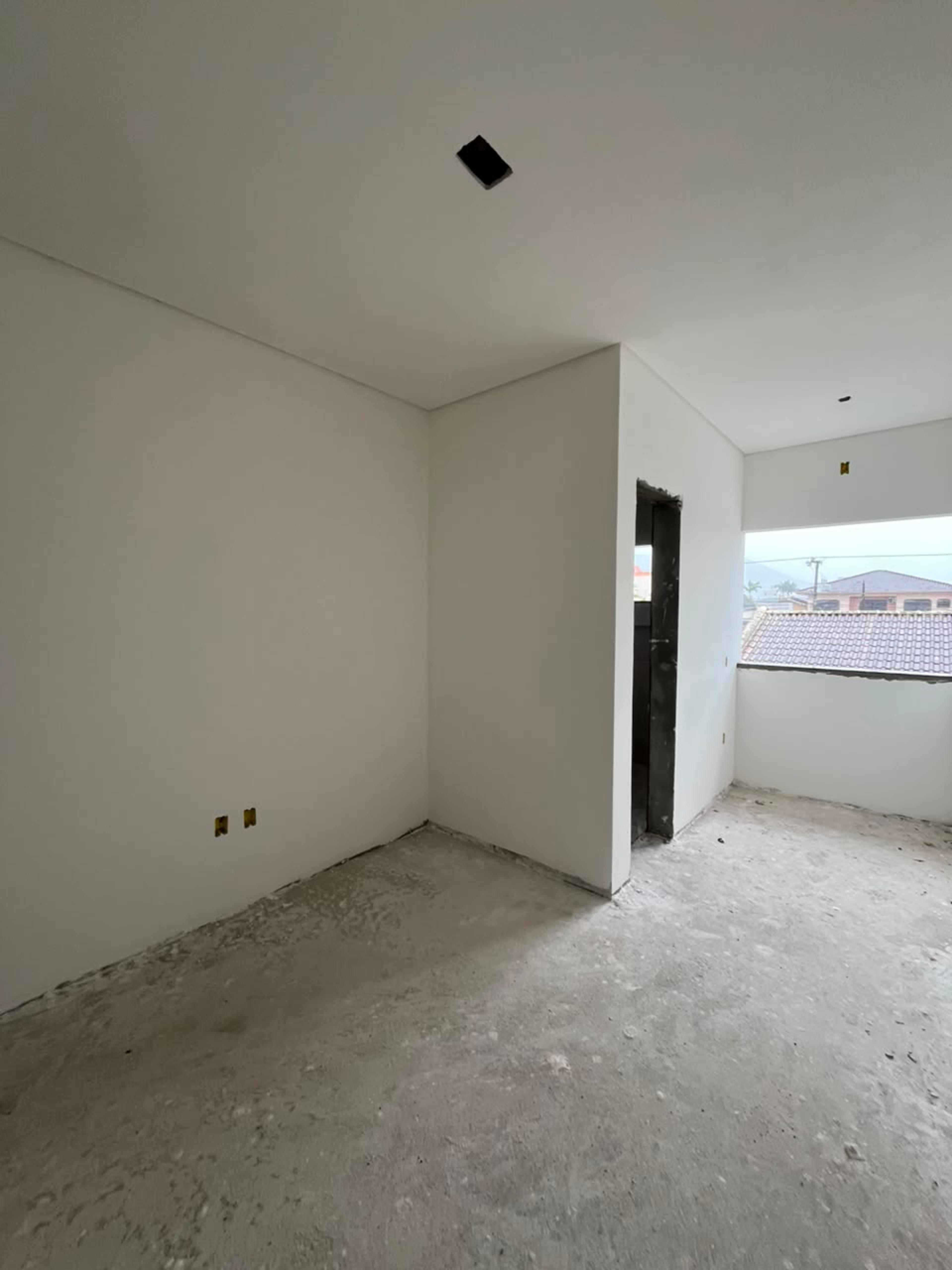 Casa Sobrado Geminado à venda no bairro Jardim Iririú — foto 5