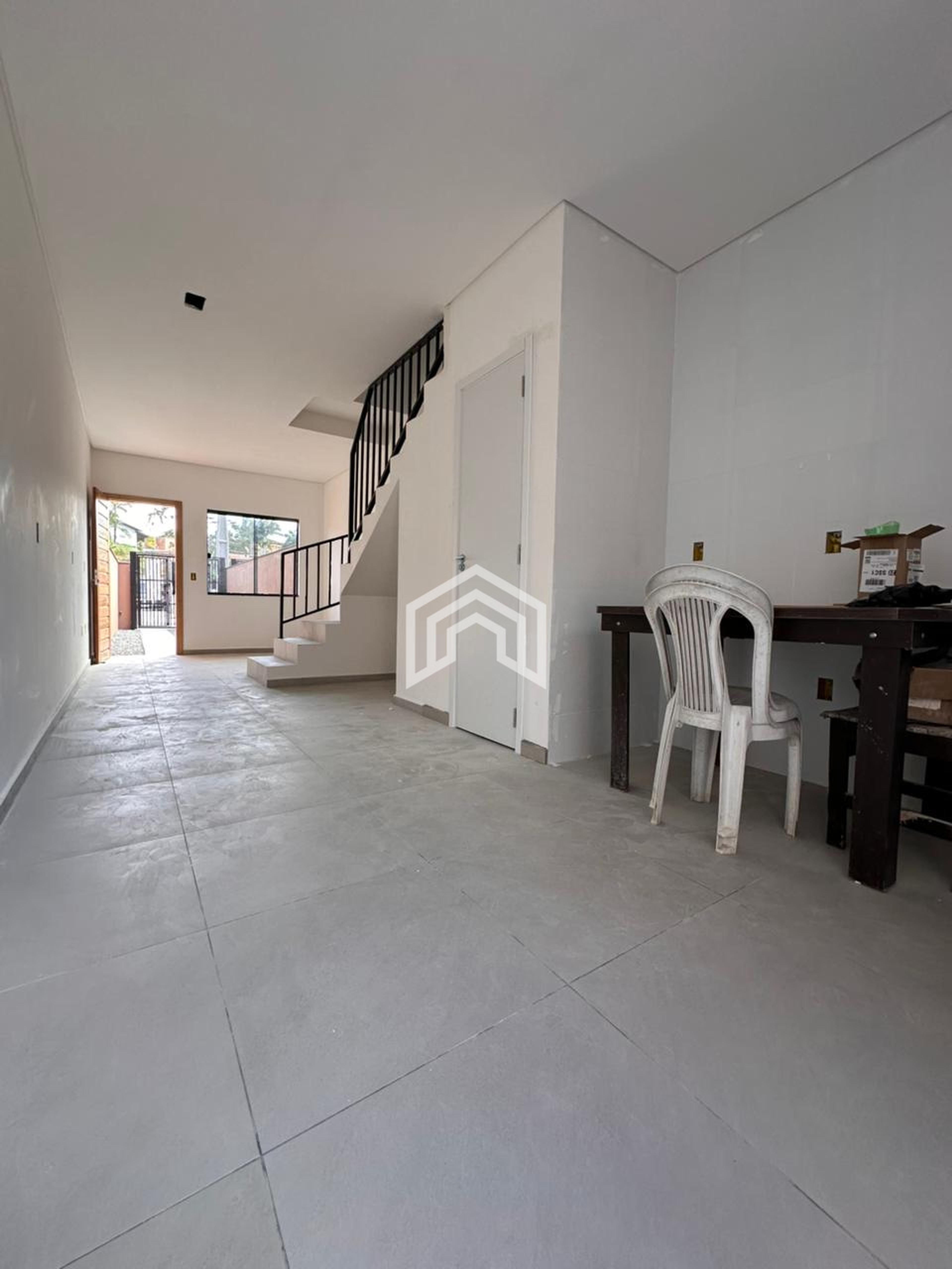 Casa Geminada À Venda no Bairro João Costa!!! — foto 4