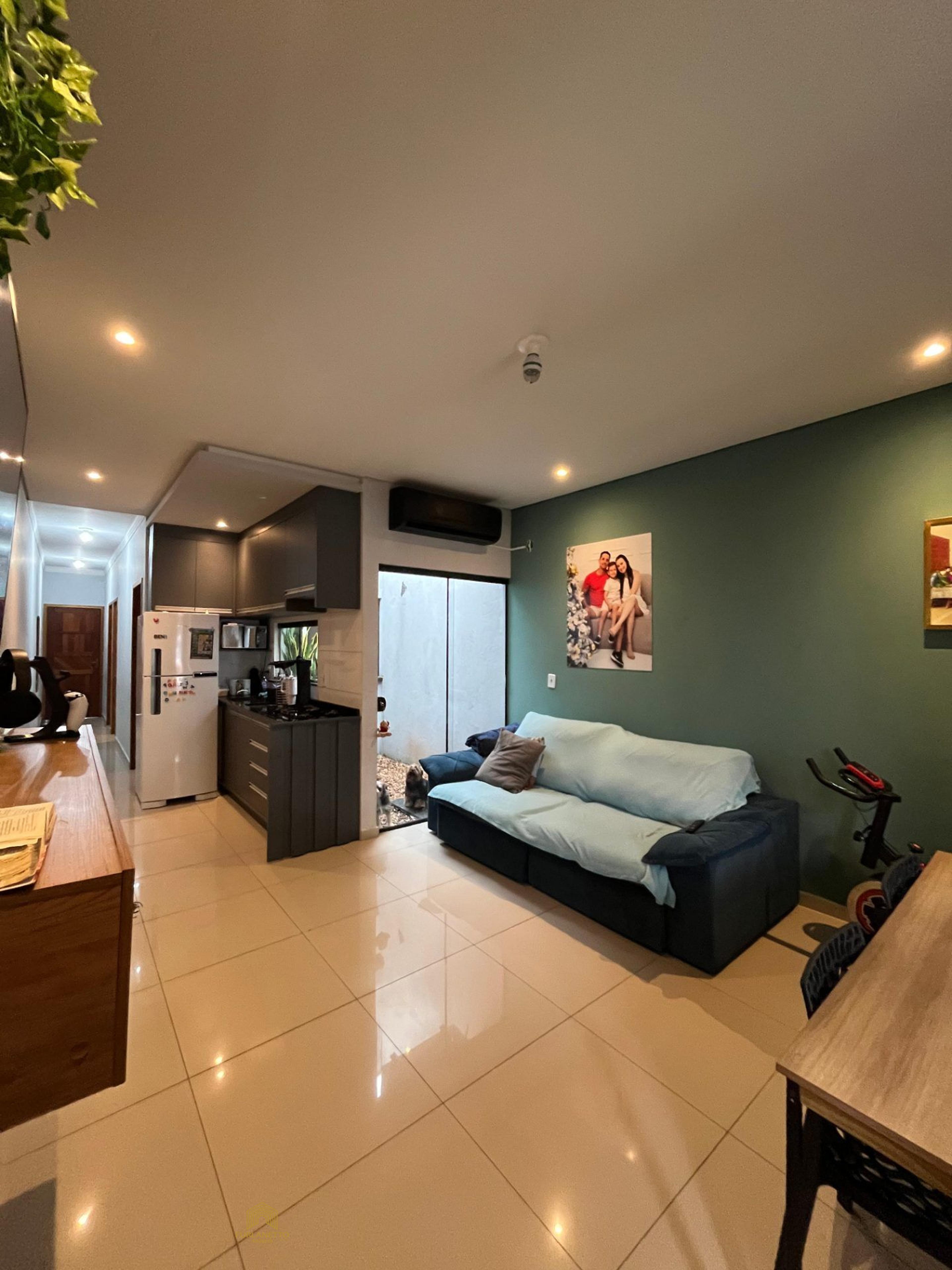 Casa geminado semi-mobiliado planta baixa a venda no bairro floresta com 2 quartos