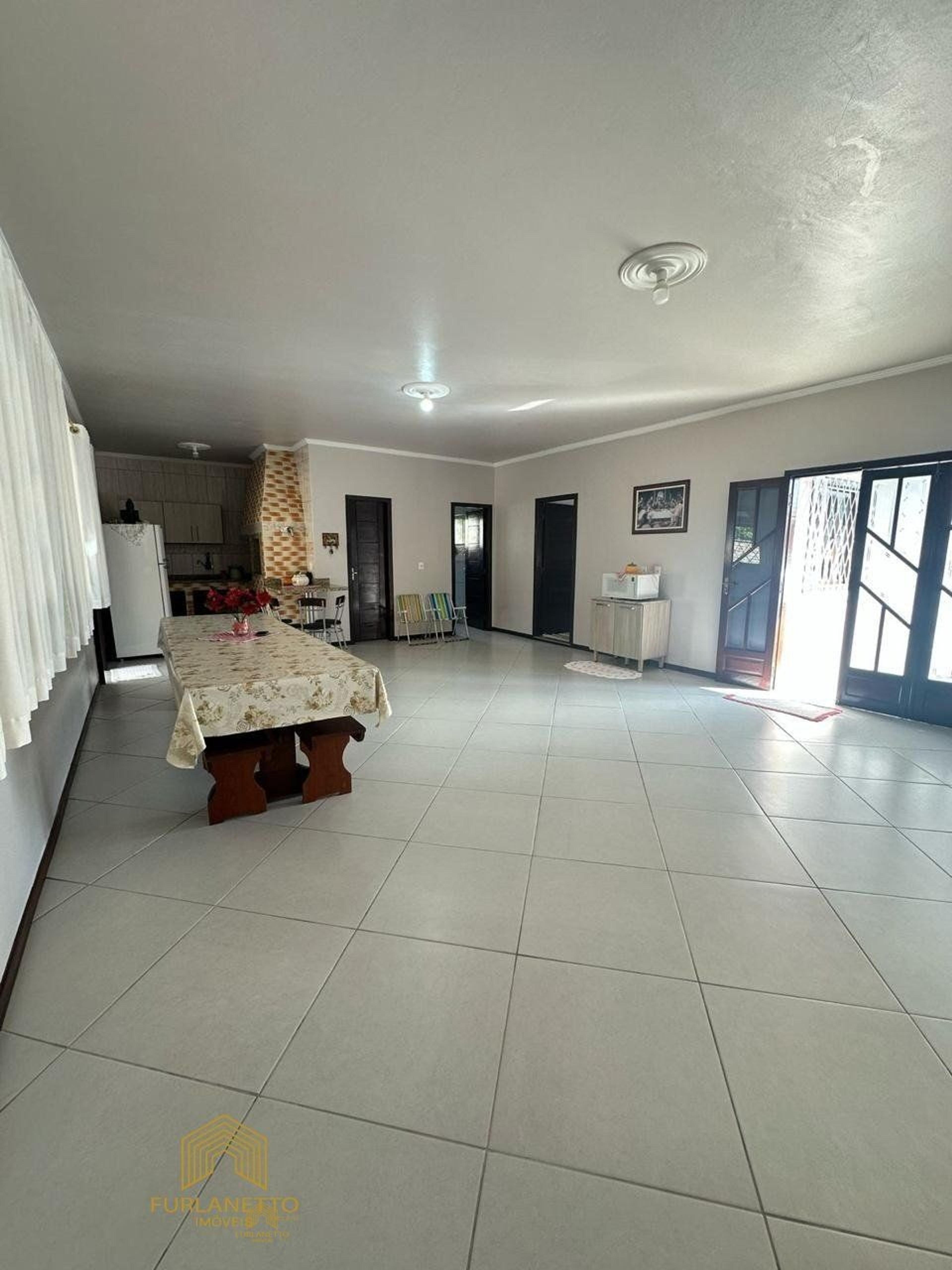 Linda casa na praia de Balneário Barra do Sul — foto 5
