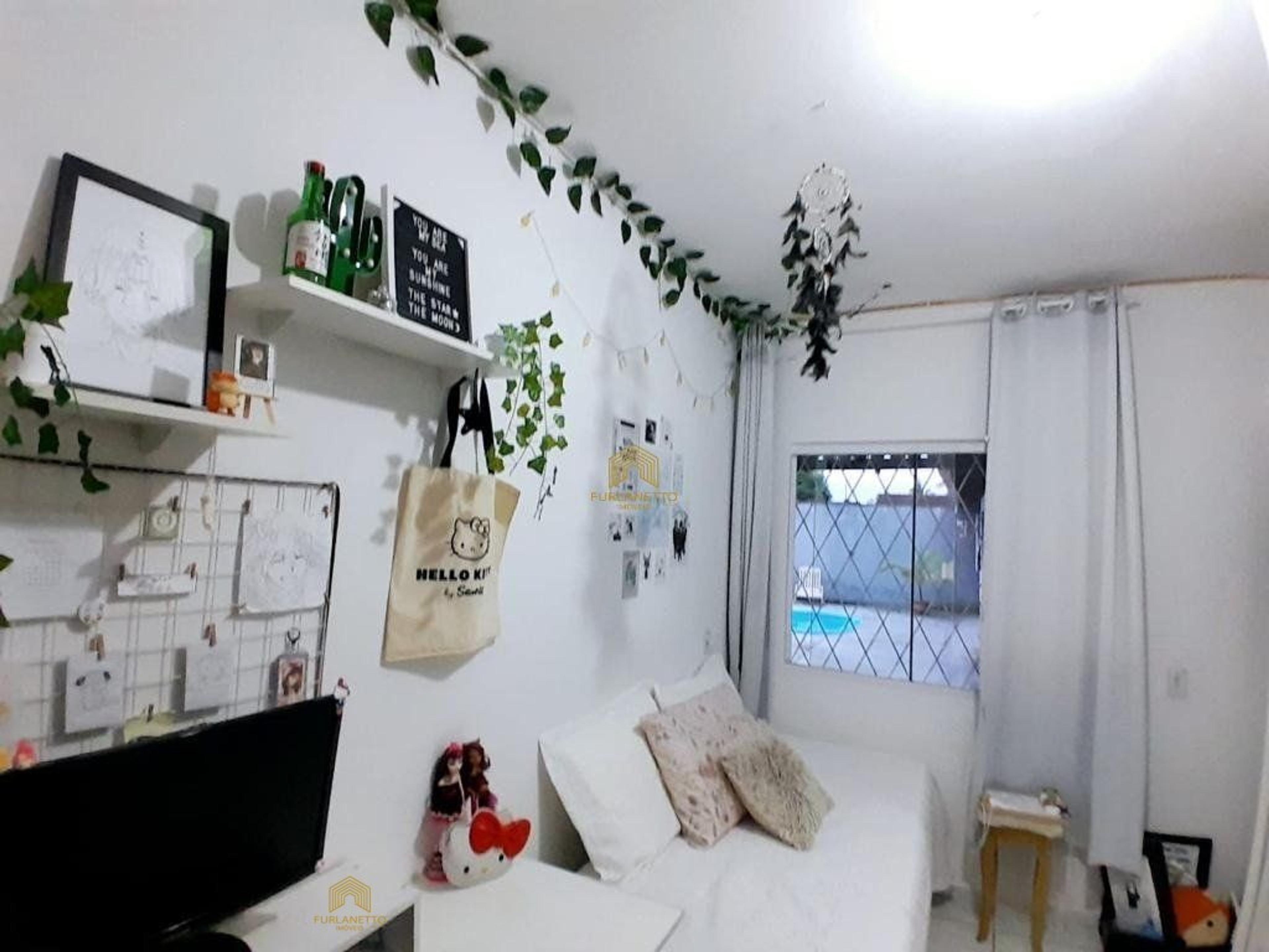 Linda residência no bairro Petrópolis com piscina — foto 22