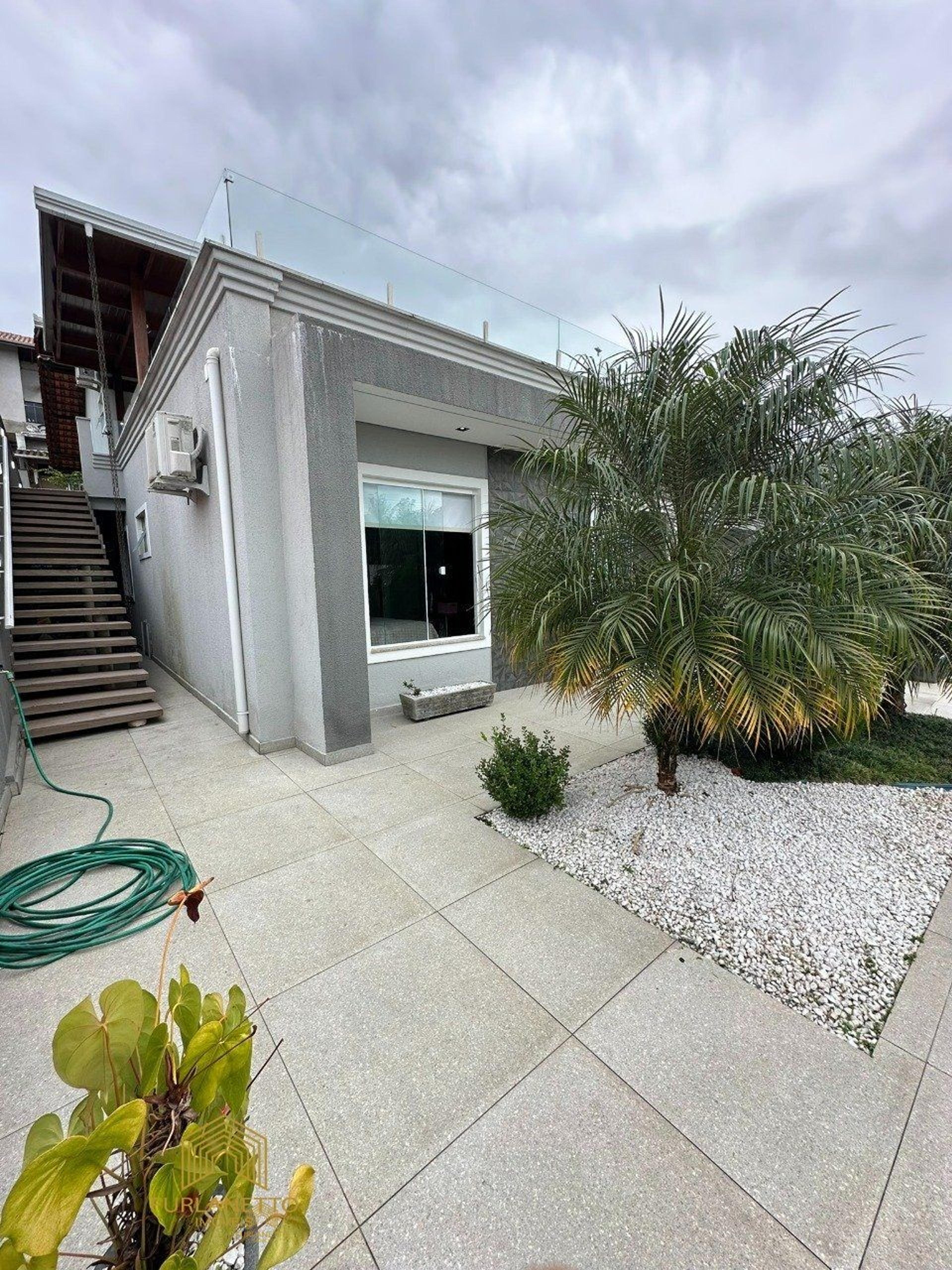 Residência Duplex de alto padrão no bairro Santa Catarina - conforto, estilo e espaço em dobro — foto 26