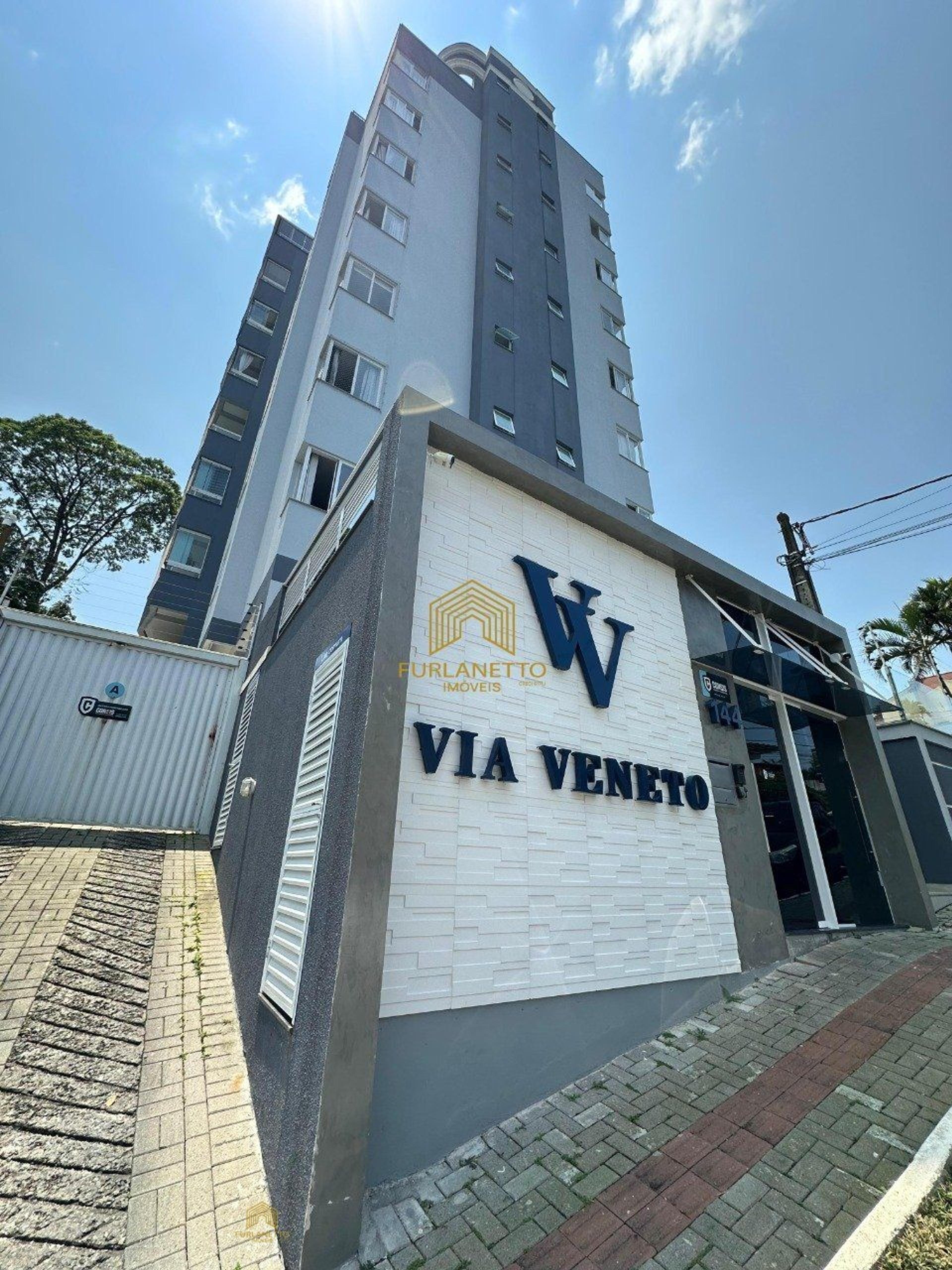Ampla cobertura no bairro Floresta — foto 32