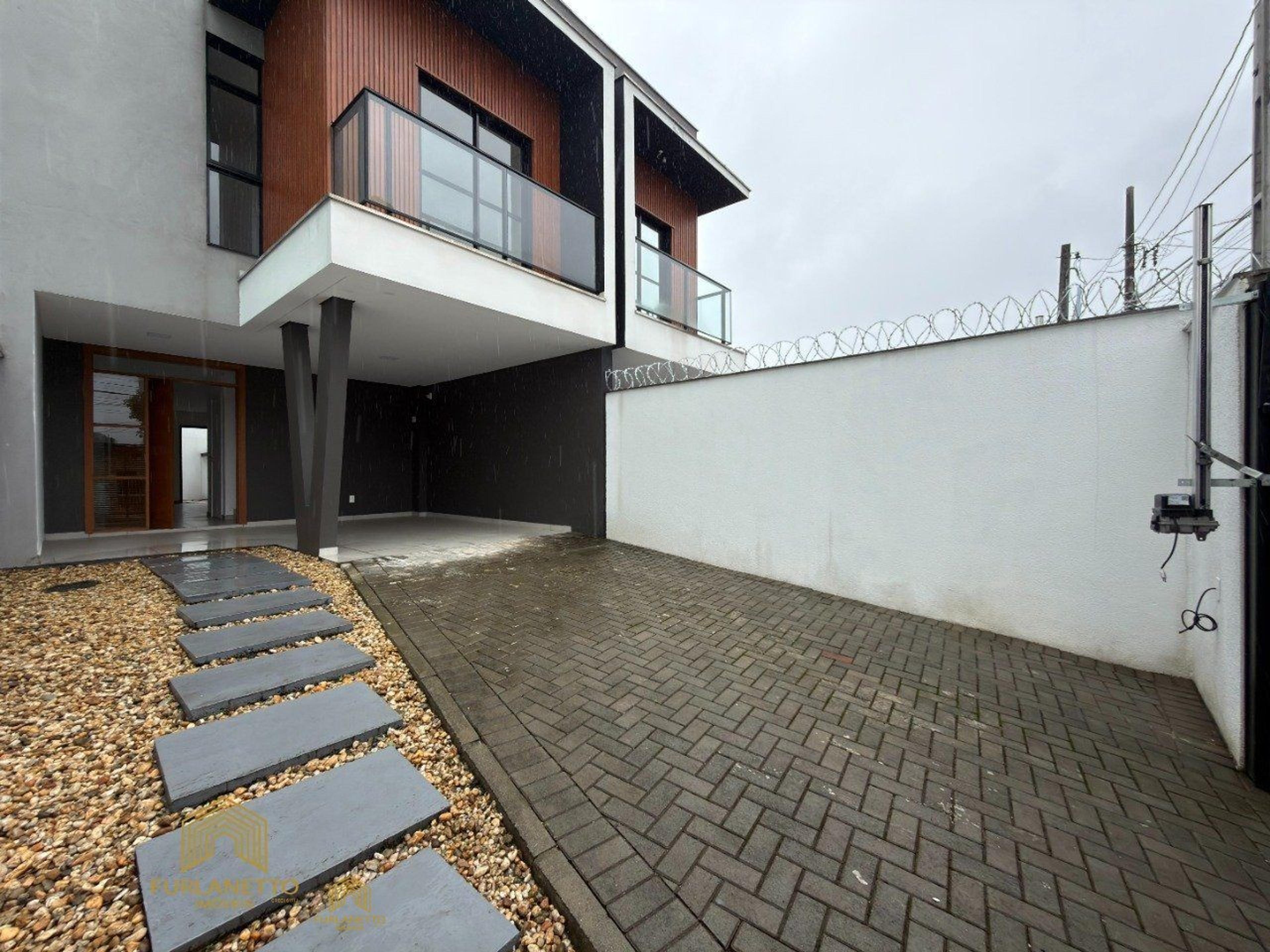 Casa em Floresta, Joinville — foto 2