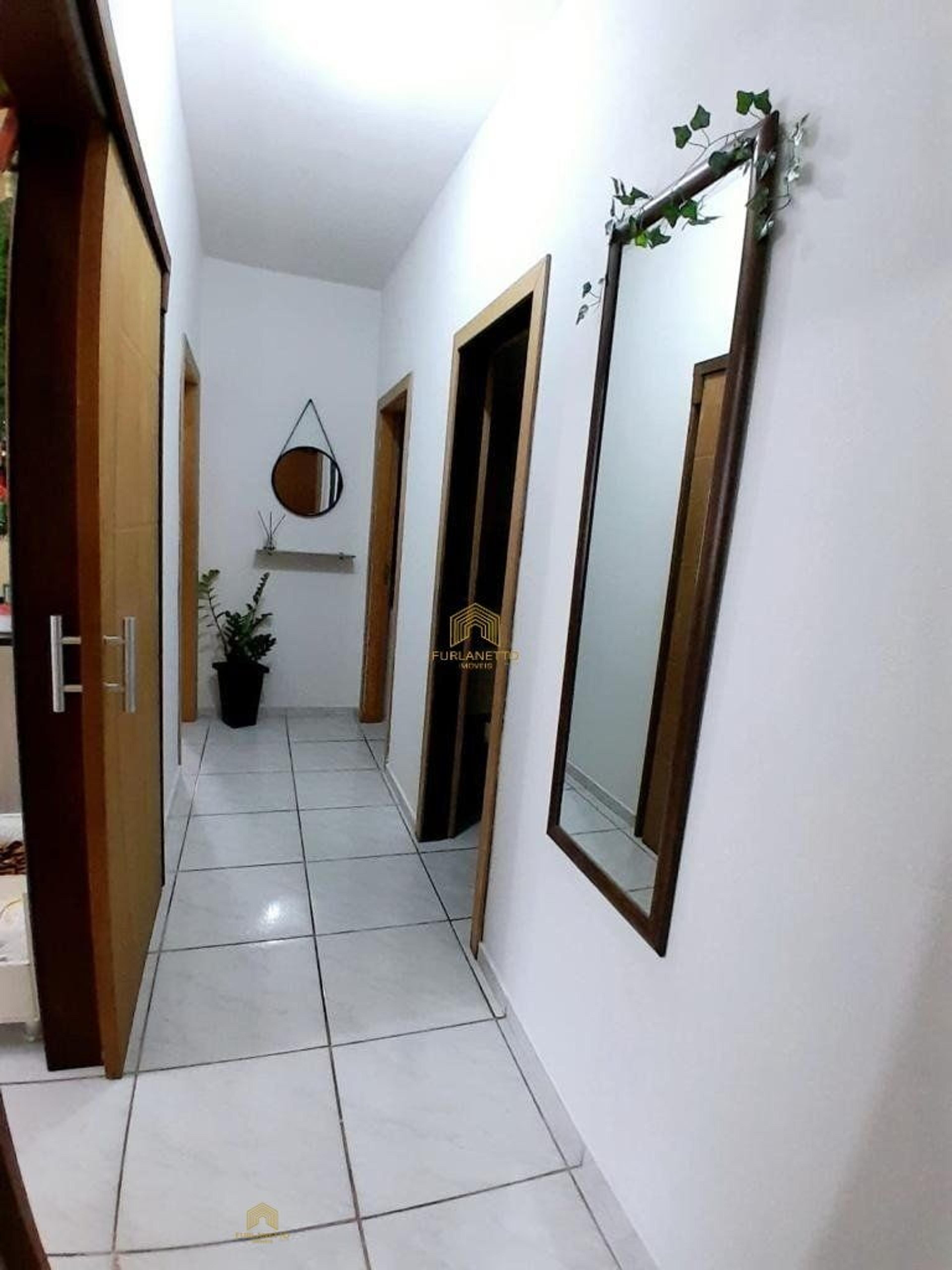 Linda residência no bairro Petrópolis com piscina — foto 17