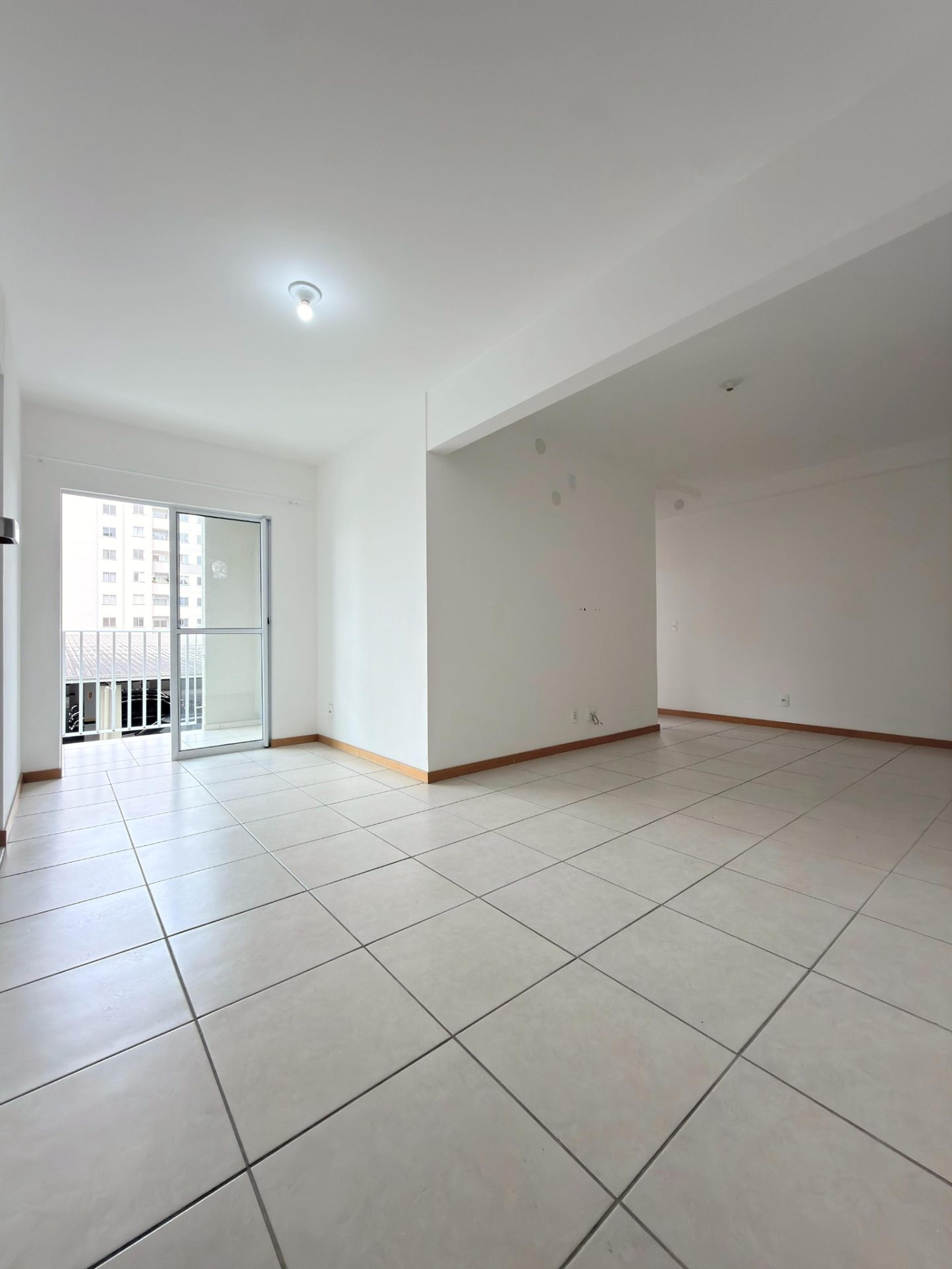 Apartamento À Venda no Bairro Santo Antônio — foto 2