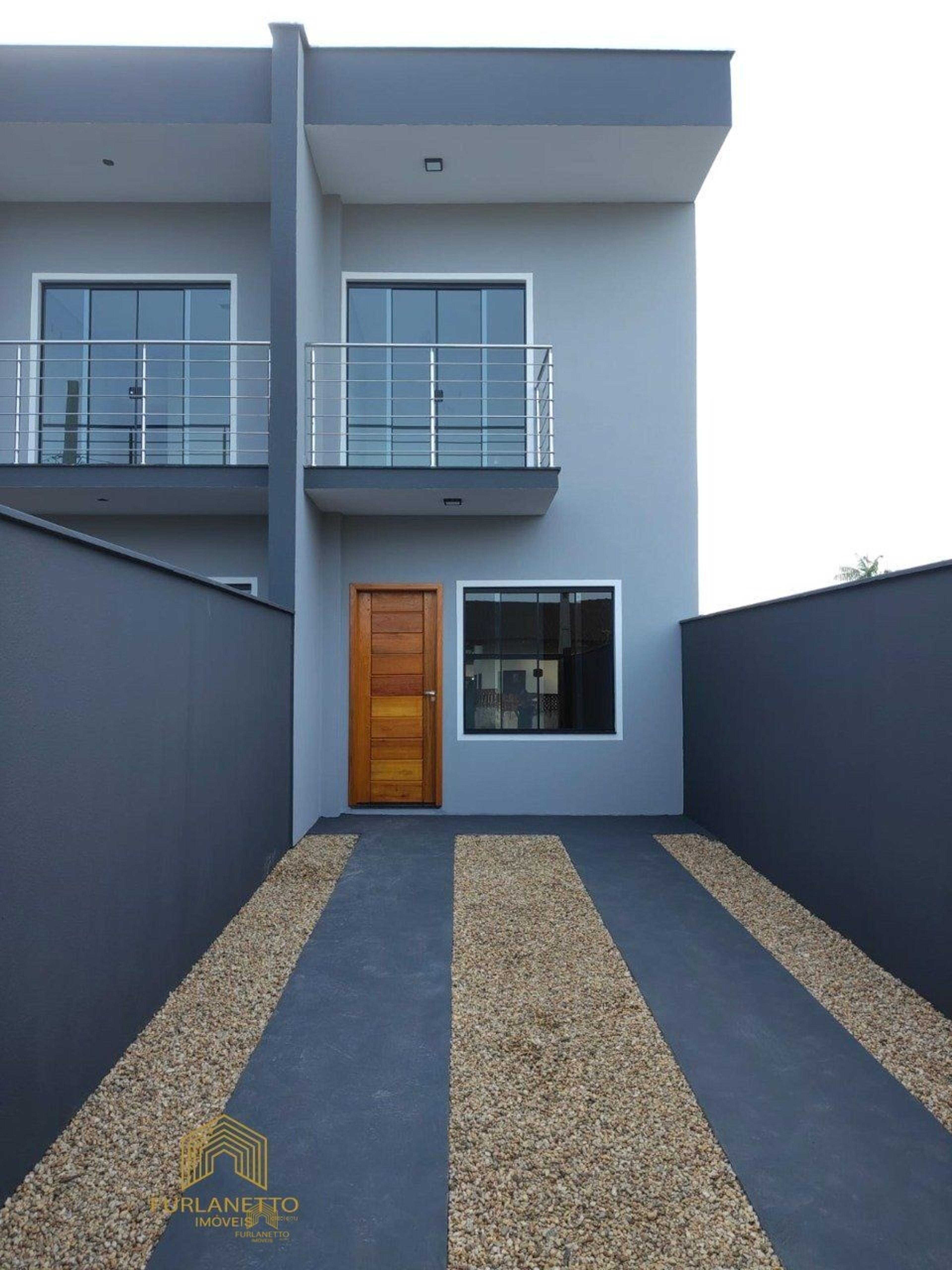 Casa em Boa Vista, Joinville — foto principal
