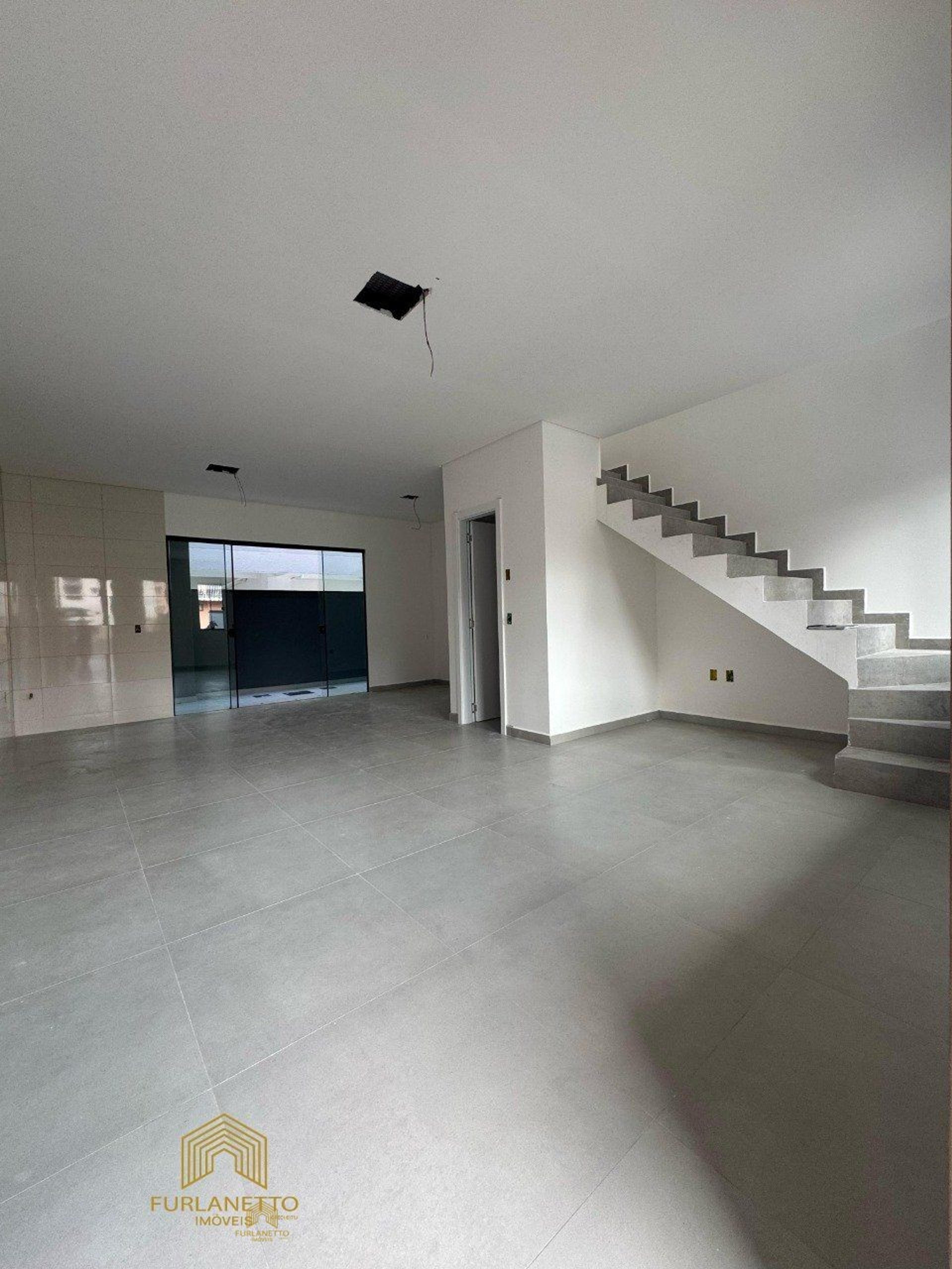 Casa em Costa e Silva, Joinville — foto 3