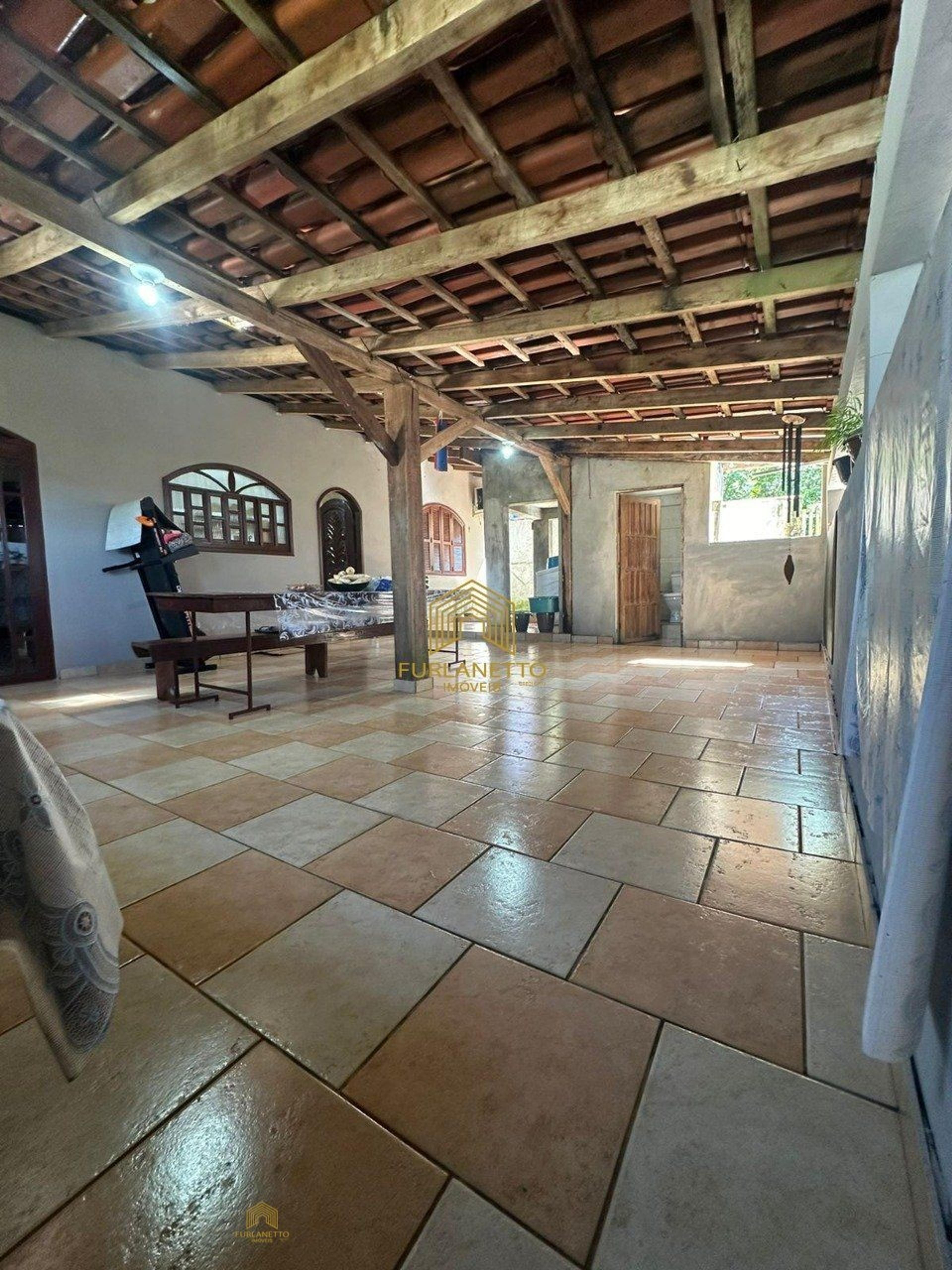 Linda e Ampla Residência no João Costa — foto 17