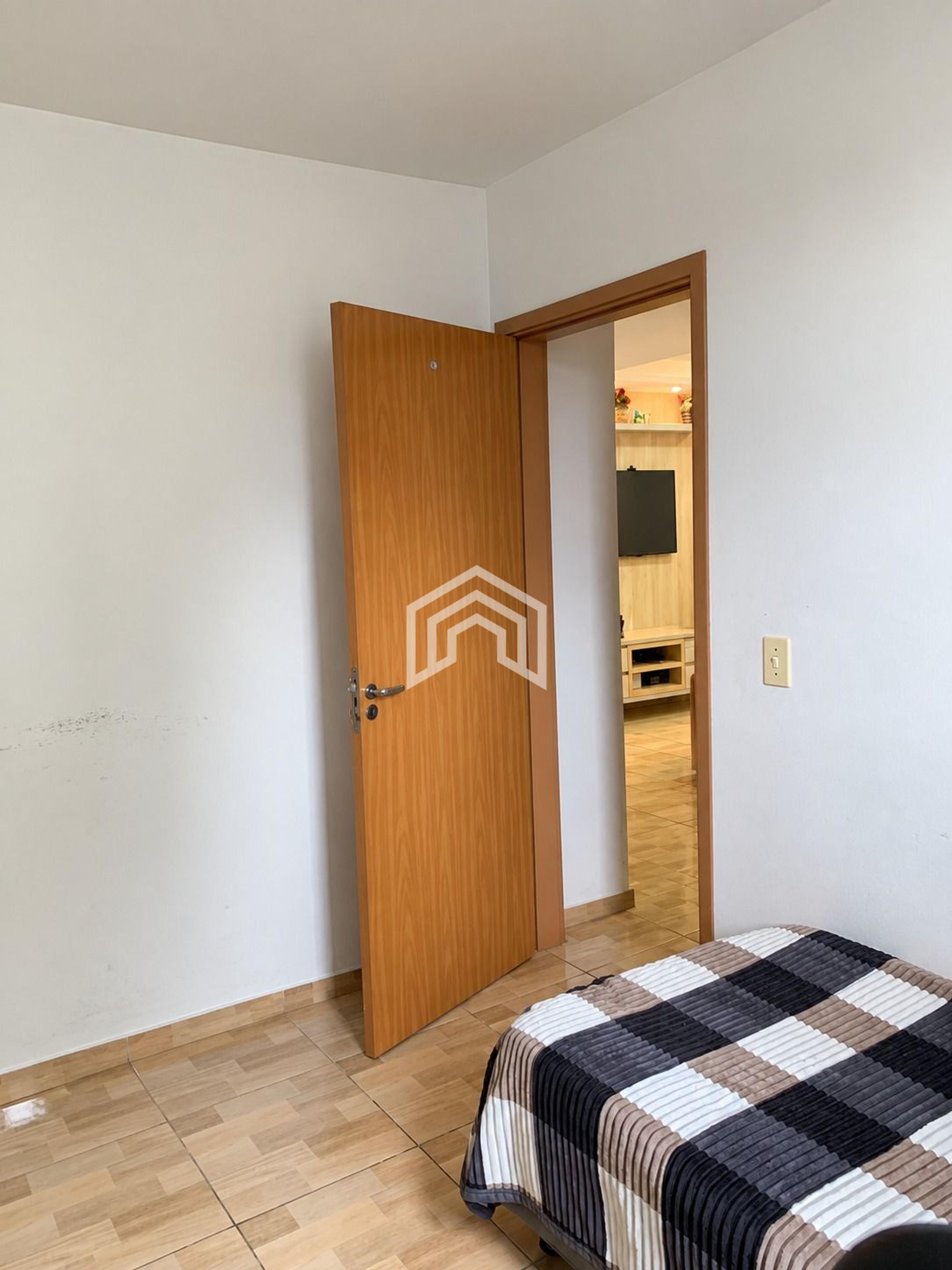 Apartamento a venda no bairro Adhemar Garcia com 2 dormitorios — foto 10