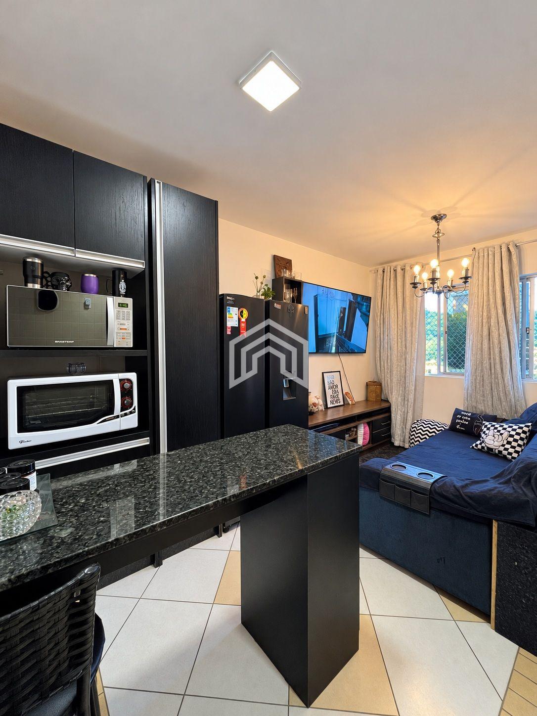 Apartamento com moveis planejados e 1 dormitório no centro
