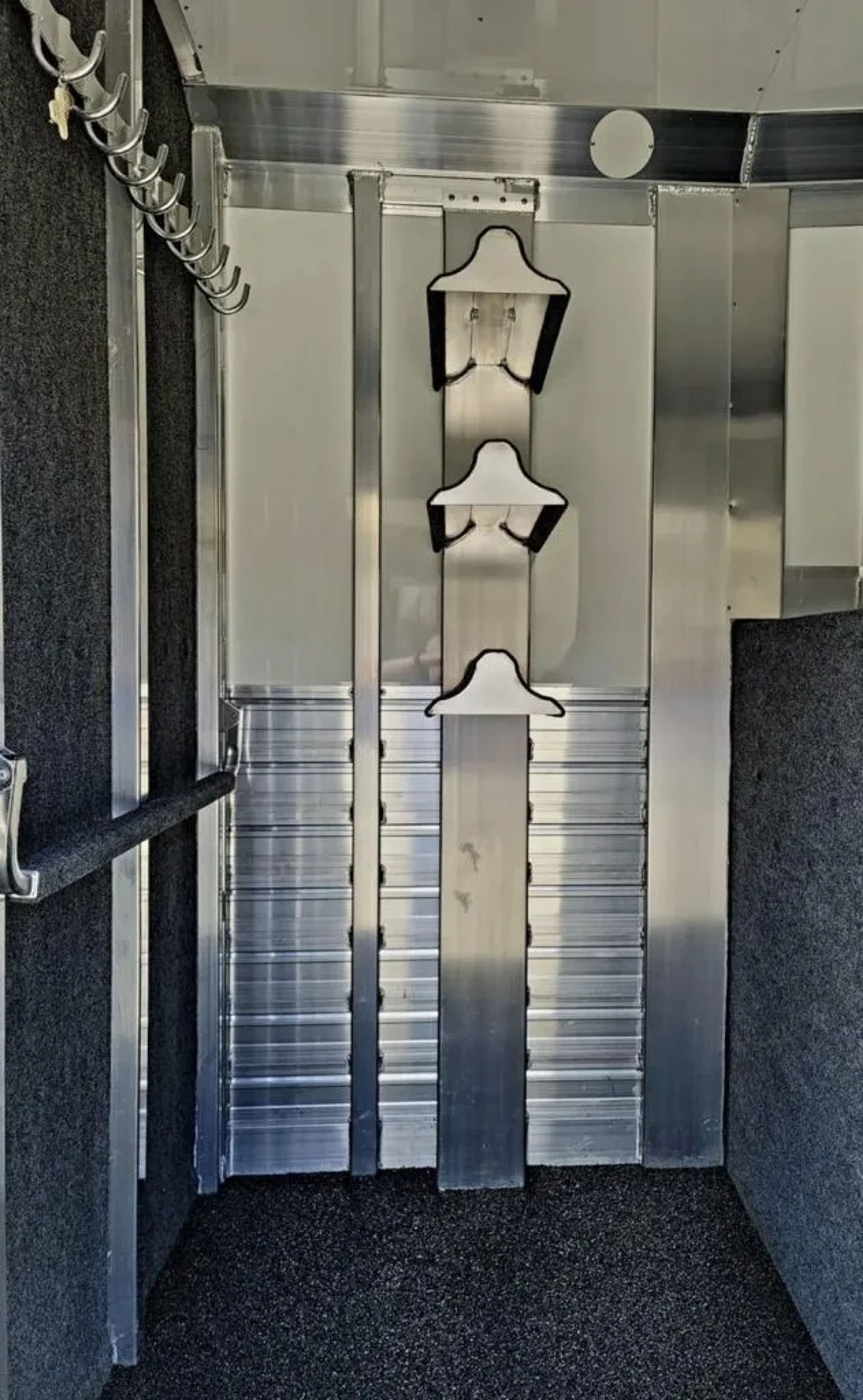 2023 4 Star 2+1 gooseneck — view 17