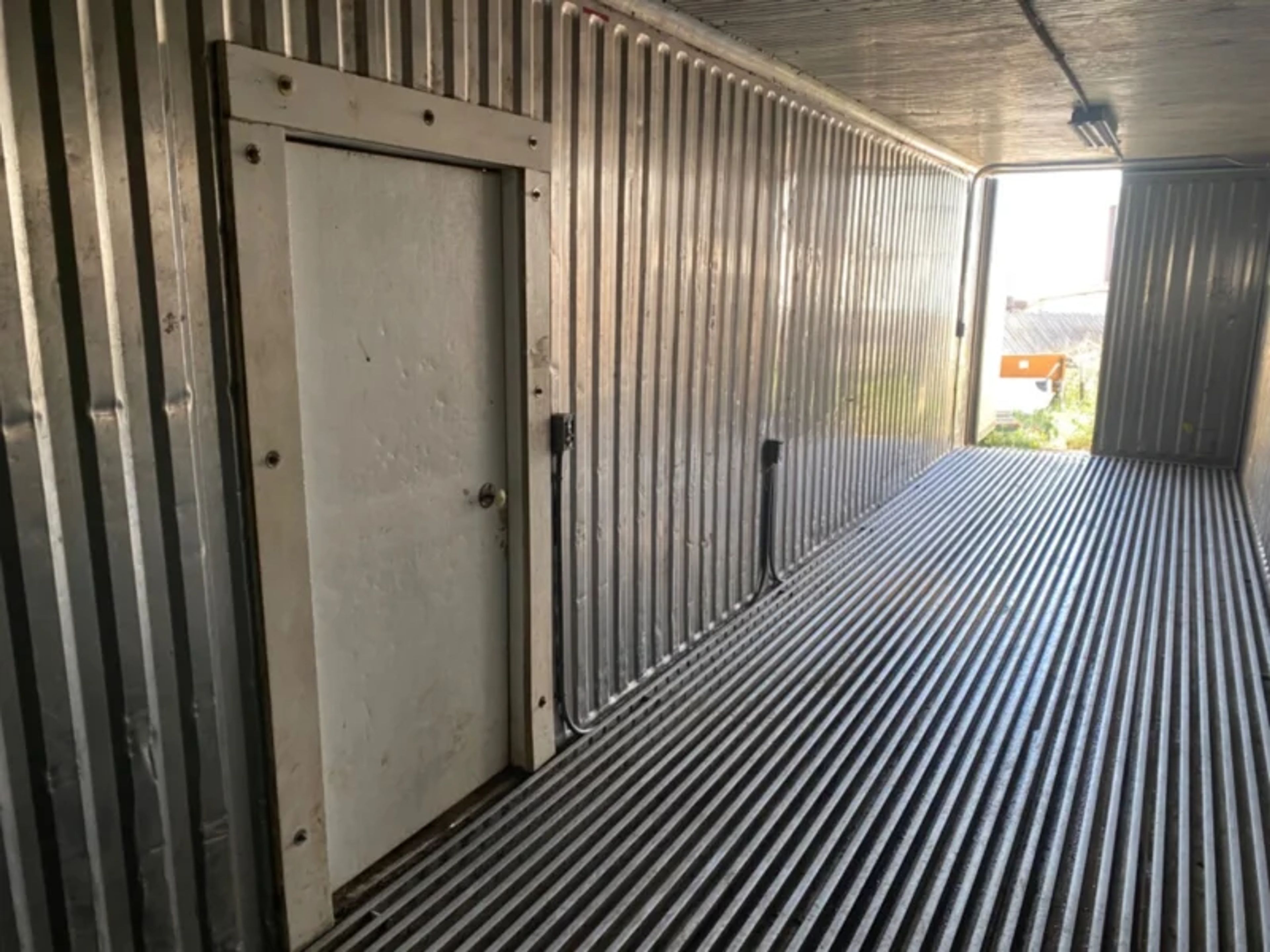 Used 40ft Refrigerated Shipping Container – With Custom Side Door Access — view 3