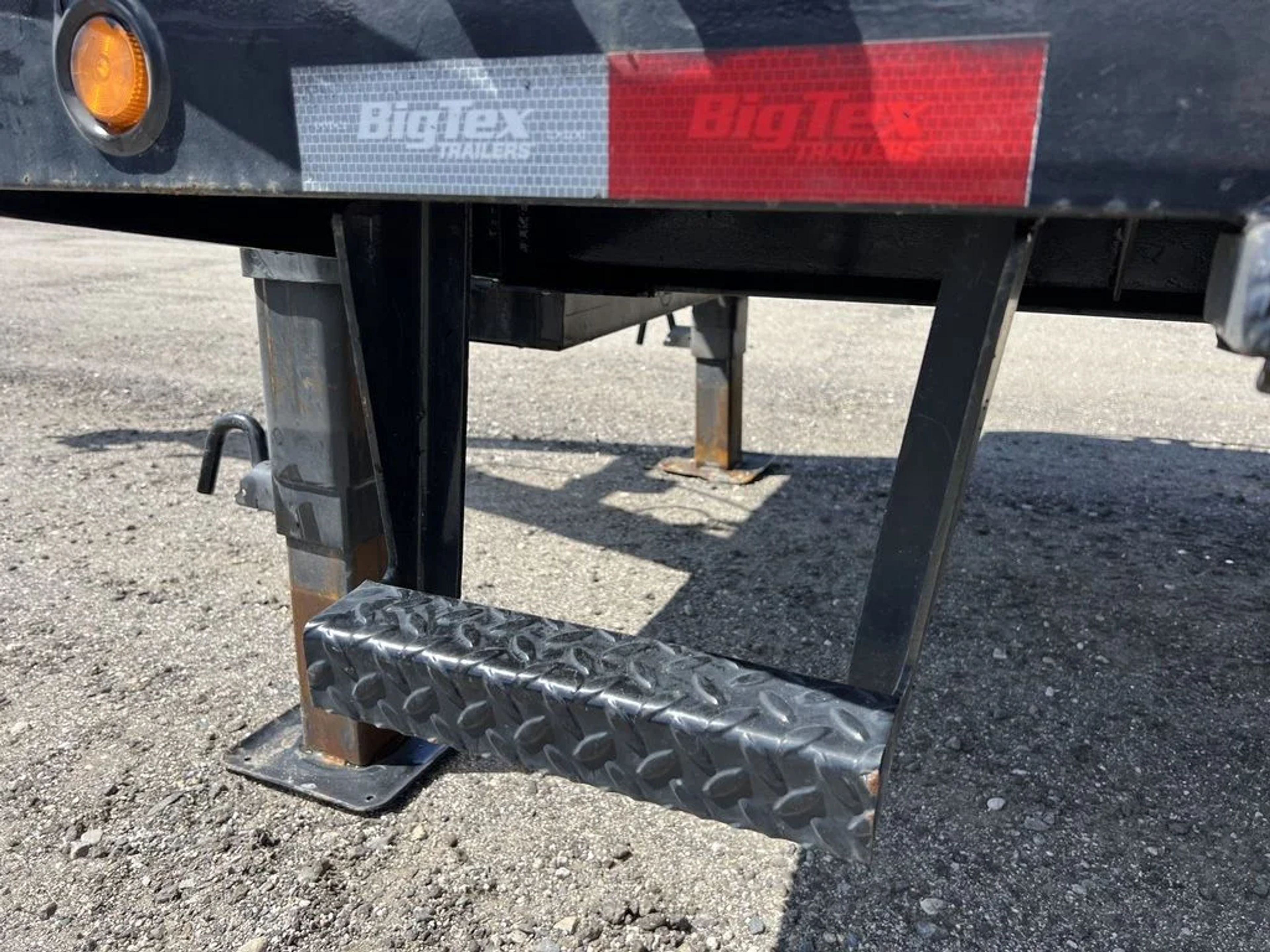 2023 Big Tex Trailers 8.5×40 25K HD Gooseneck Equipment w/Slide-Out Ramps — view 11
