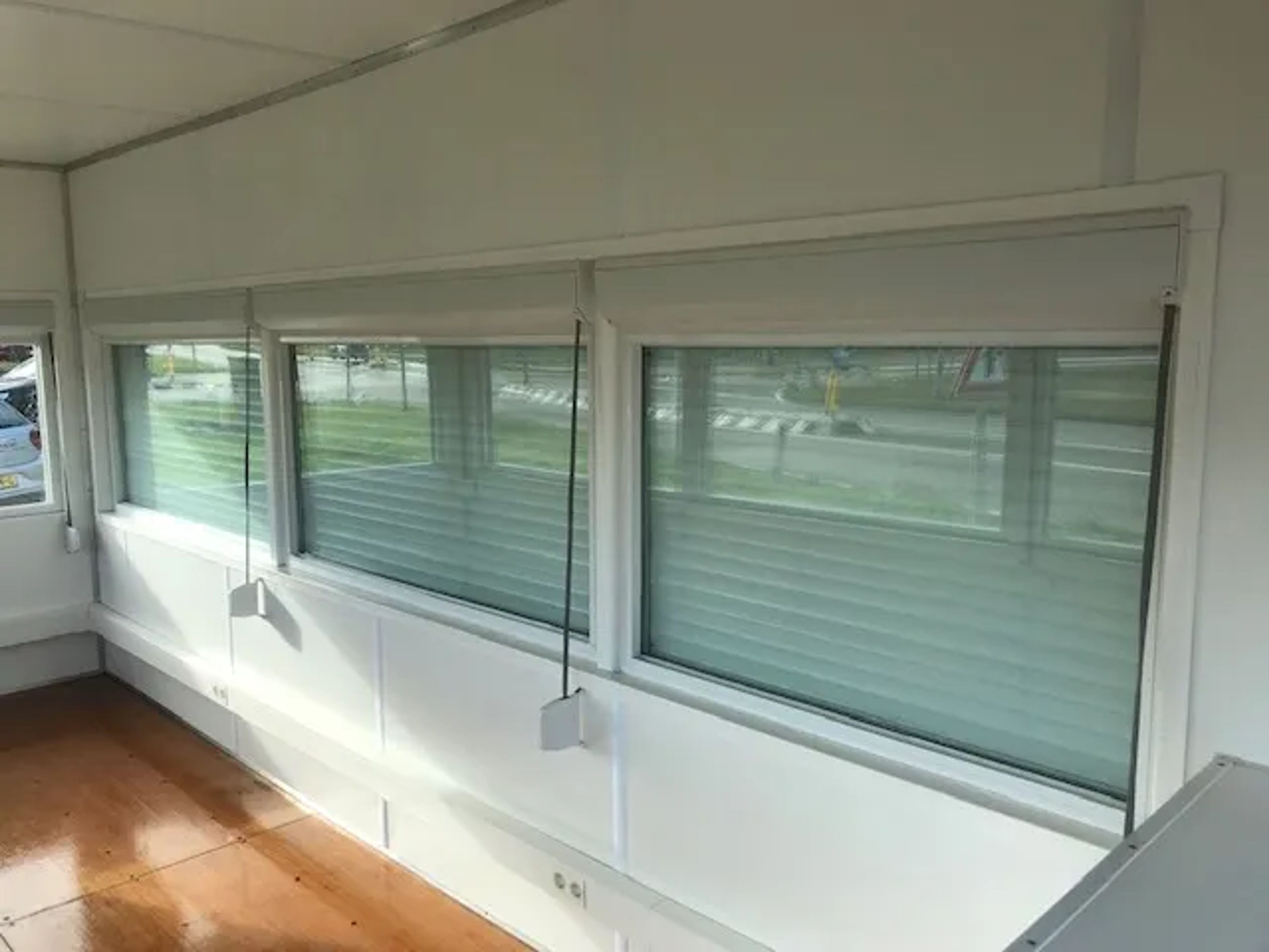20ft High Cube Fixed Glazing Observation Container — view 5