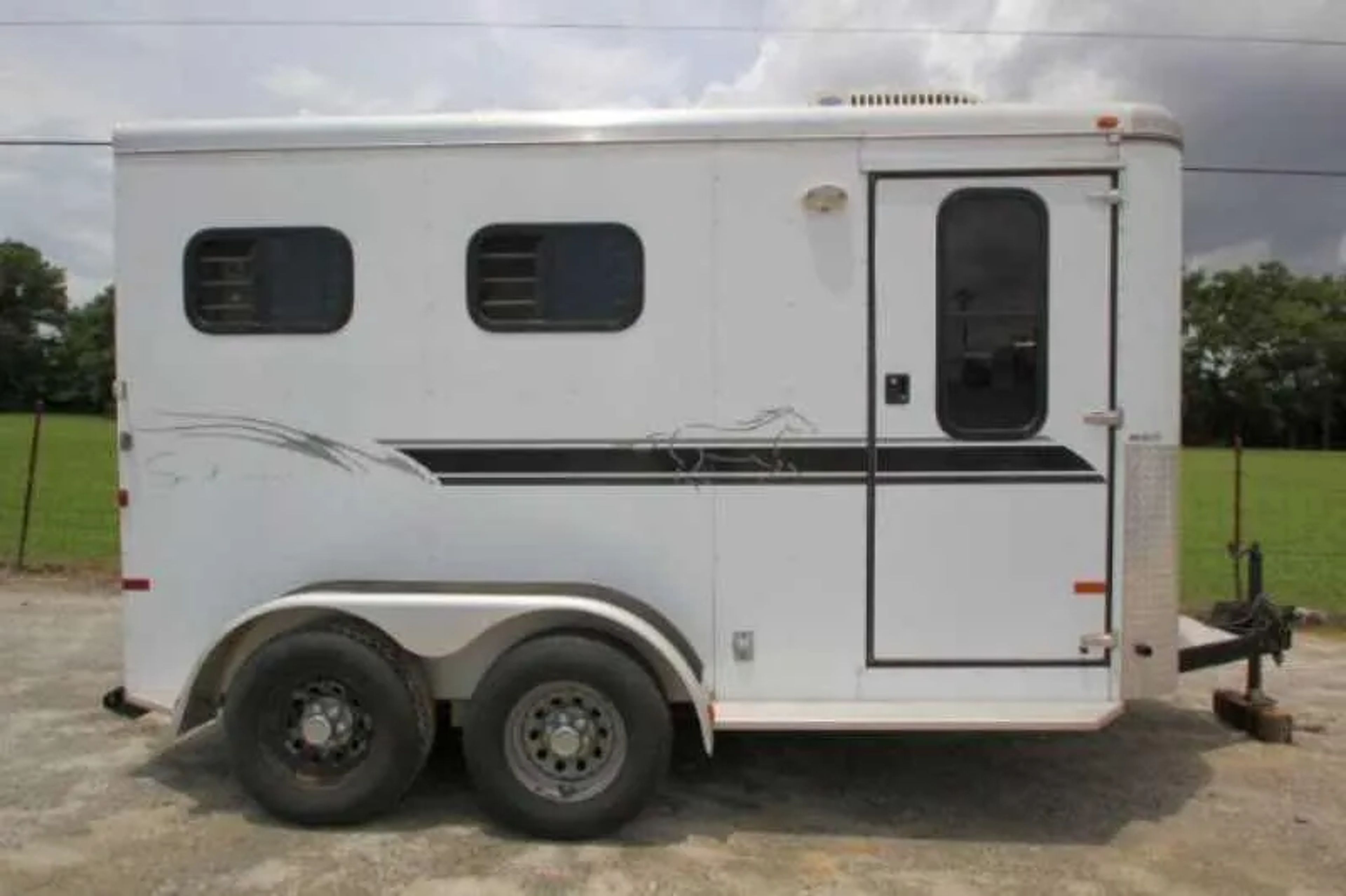2003 Sundowner 2 Horse — view 10