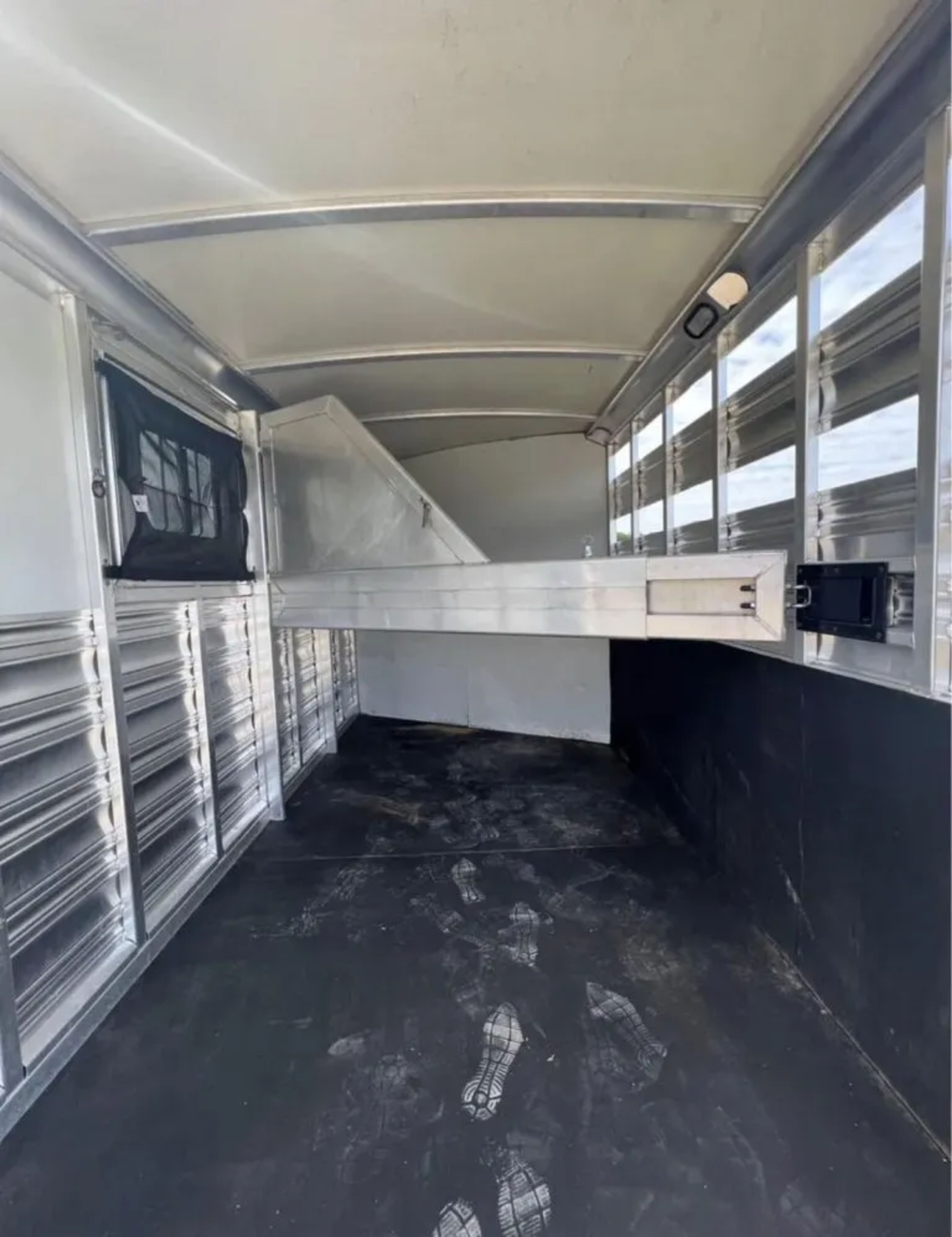 2013 model Cimarron 3 Horse Bumper Pull — view 13
