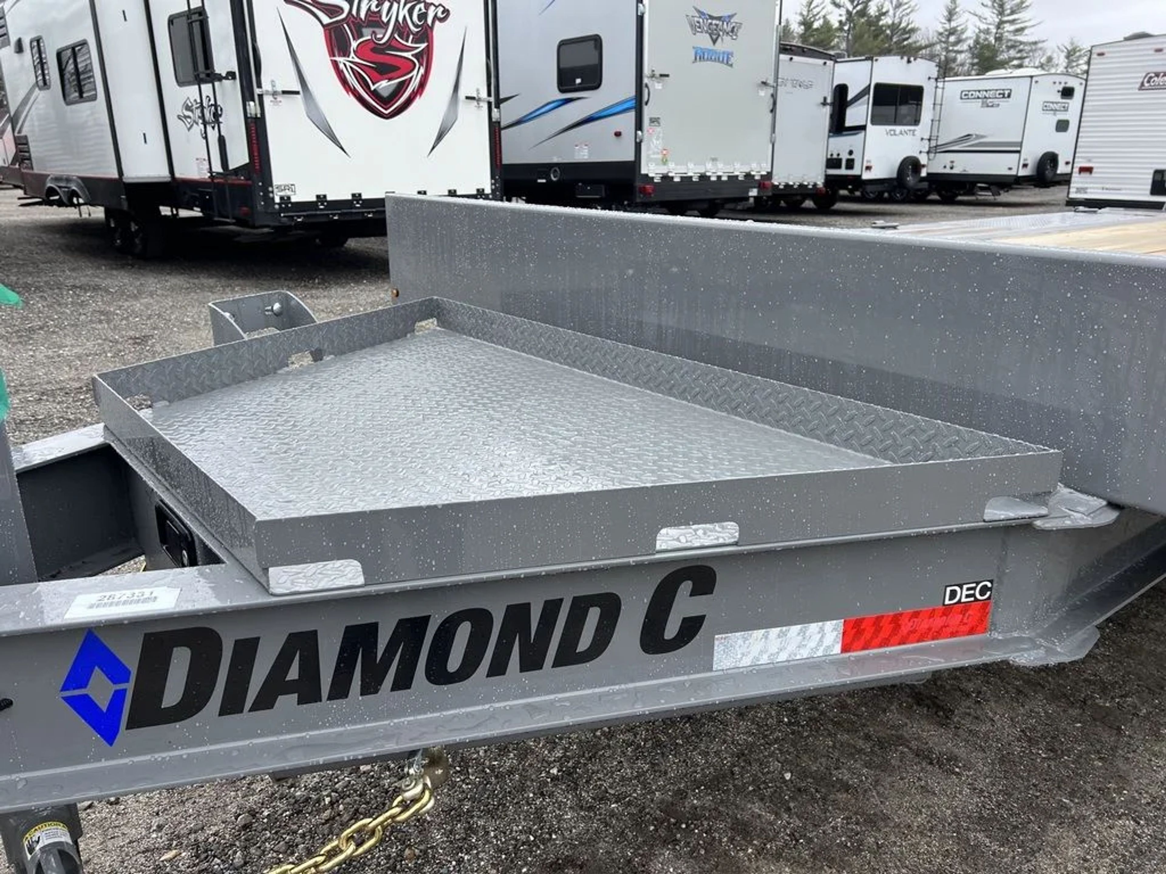 2024 Diamond C 8.5×20 20K Deckover Equipment Trailer w/ 72” Flip-Knee Ramps — view 2