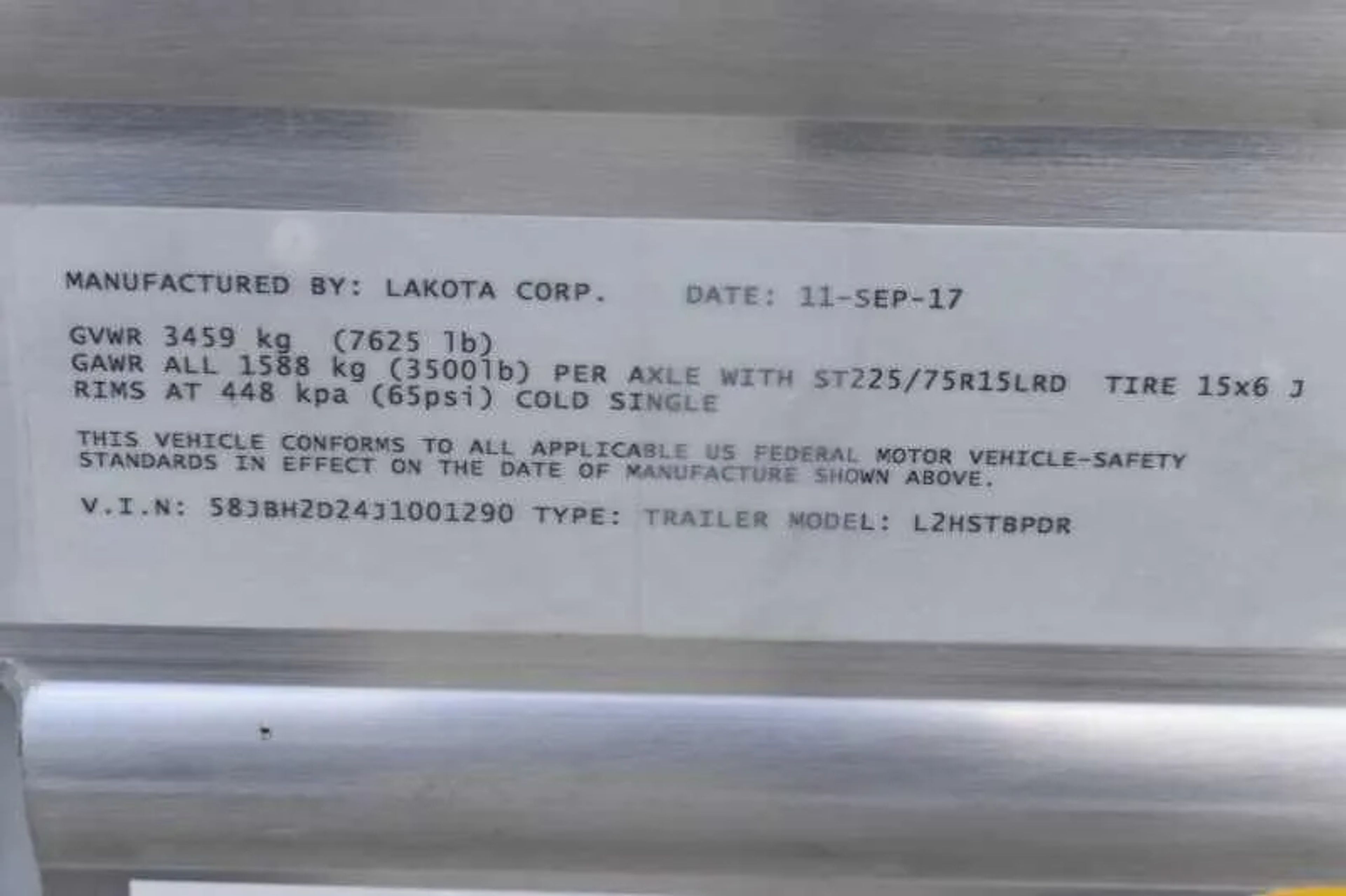 2018 Lakota 2HBPST 2 Horse Trailer — view 8