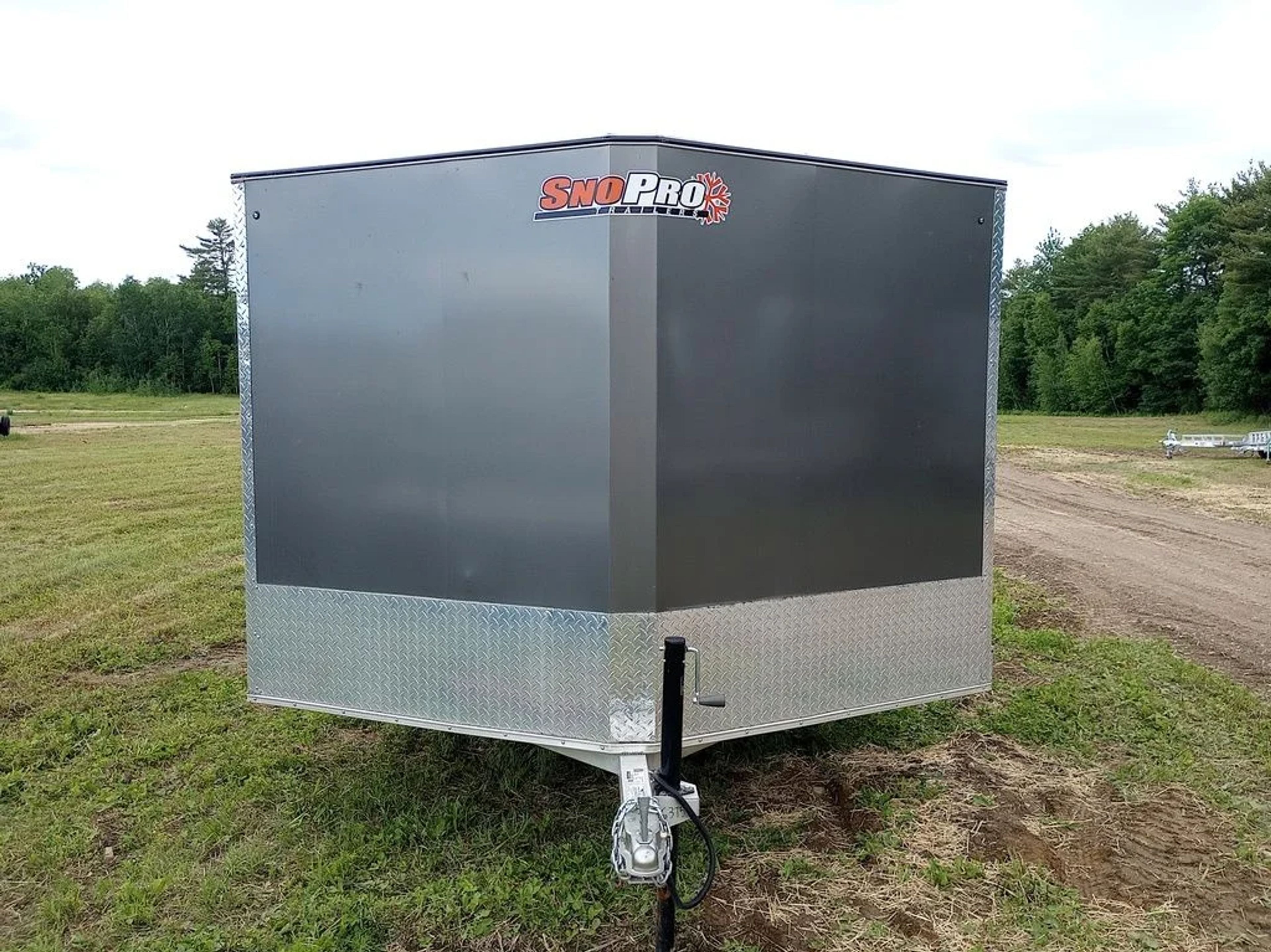 2022 Sno Pro Trailers 101×12 Aluminum Hybrid 2.0 w/Tapered Ramp, Mats & Guides — view 3