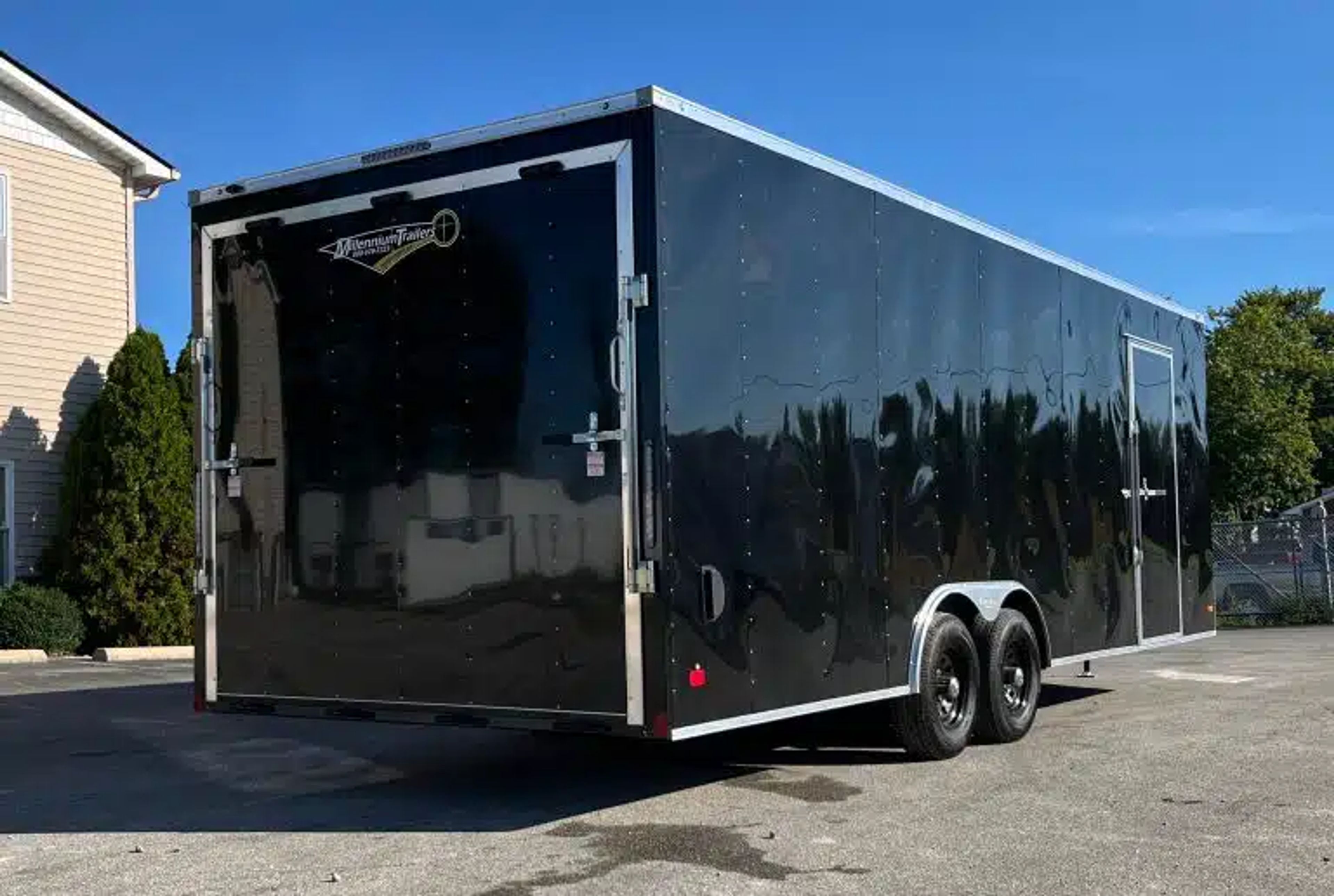 Enclosed Car Hauler 2026 24ft. Hero w/Heavy Duty Ramp Door & 7ft. Interior 0938 — view 3